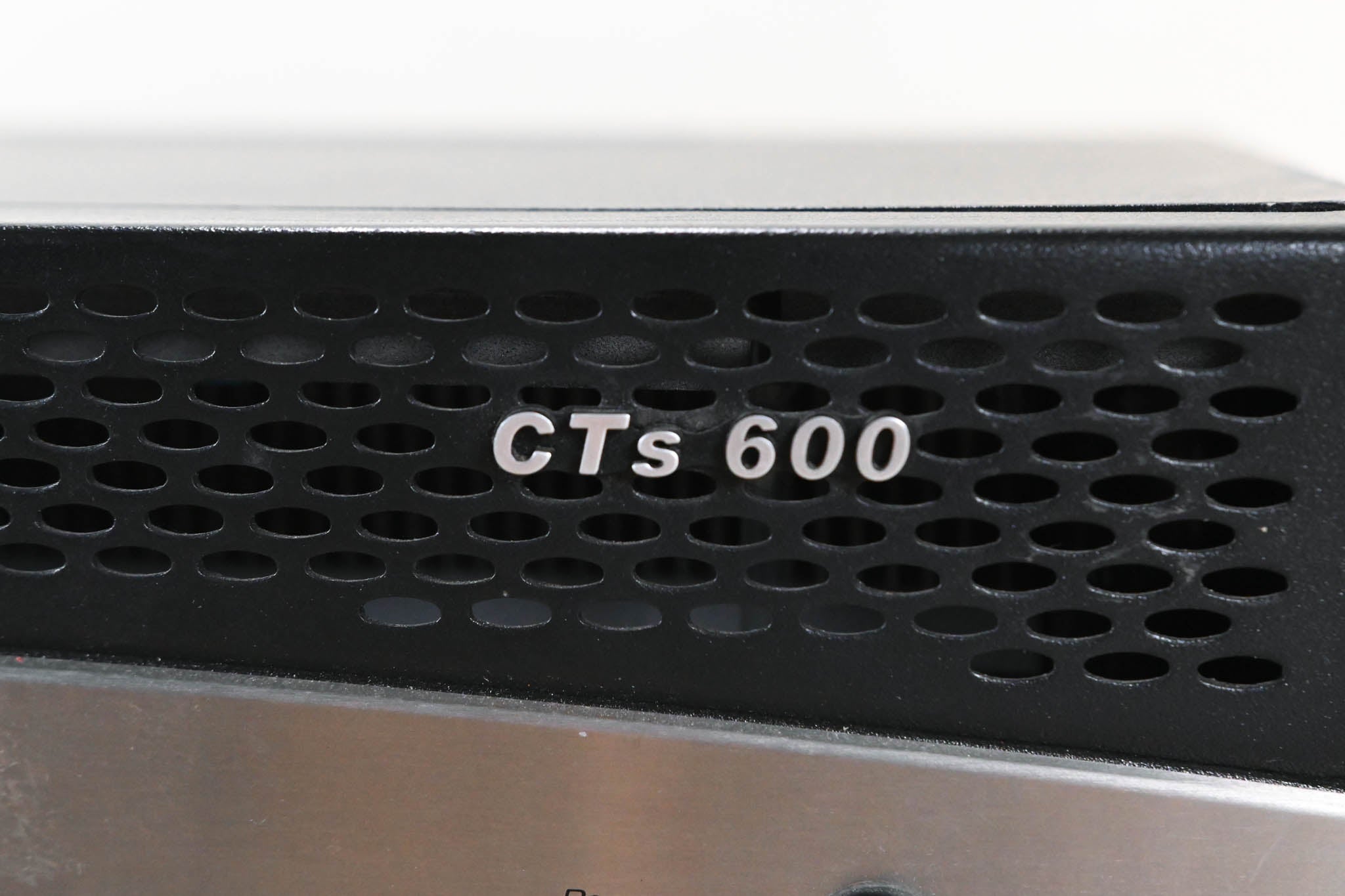 Crown CTs 600 2-Channel Power Amplifier