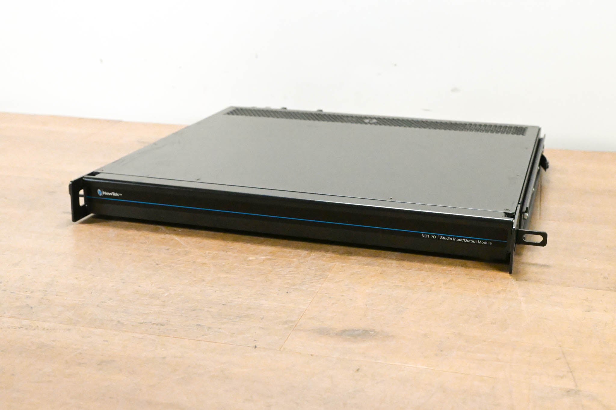 NewTek (Vizrt) NC1 I/O Studio Input/Output Module