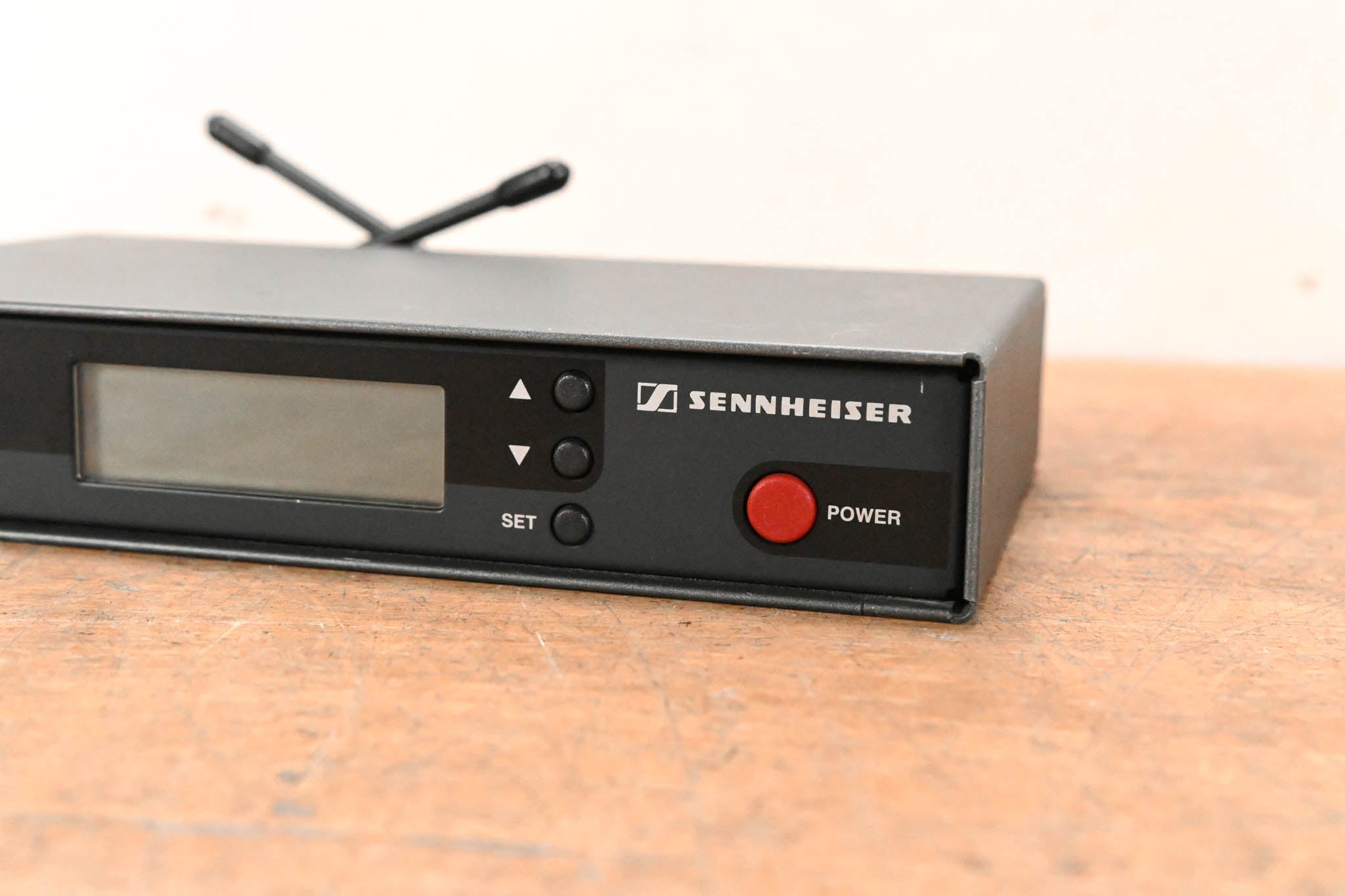 Sennheiser EM 100 Wireless Receiver - 518-550 MHz (NO POWER SUPPLY)