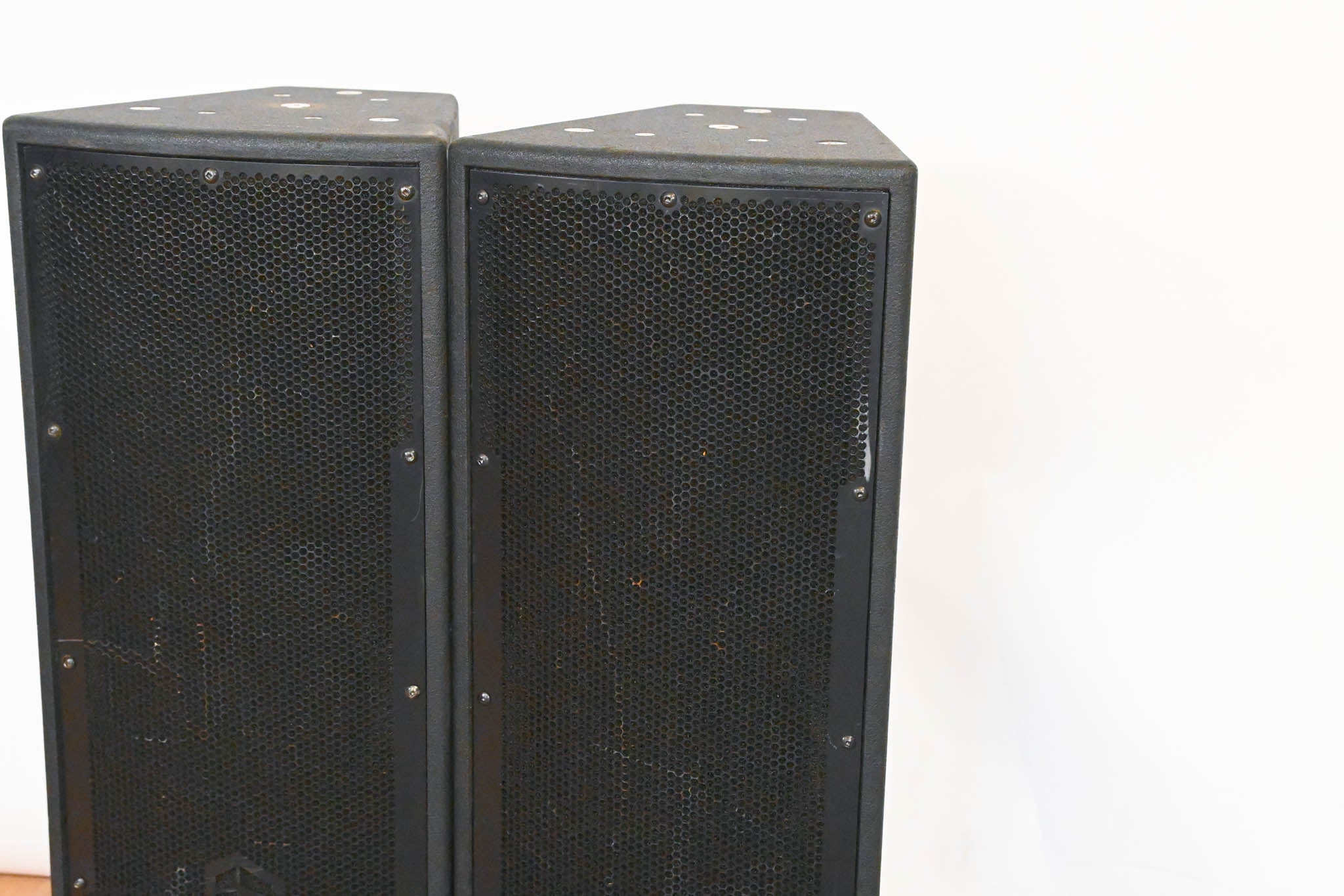 McCauley ID2.208-26 Passive Installation Loudspeaker (PAIR)