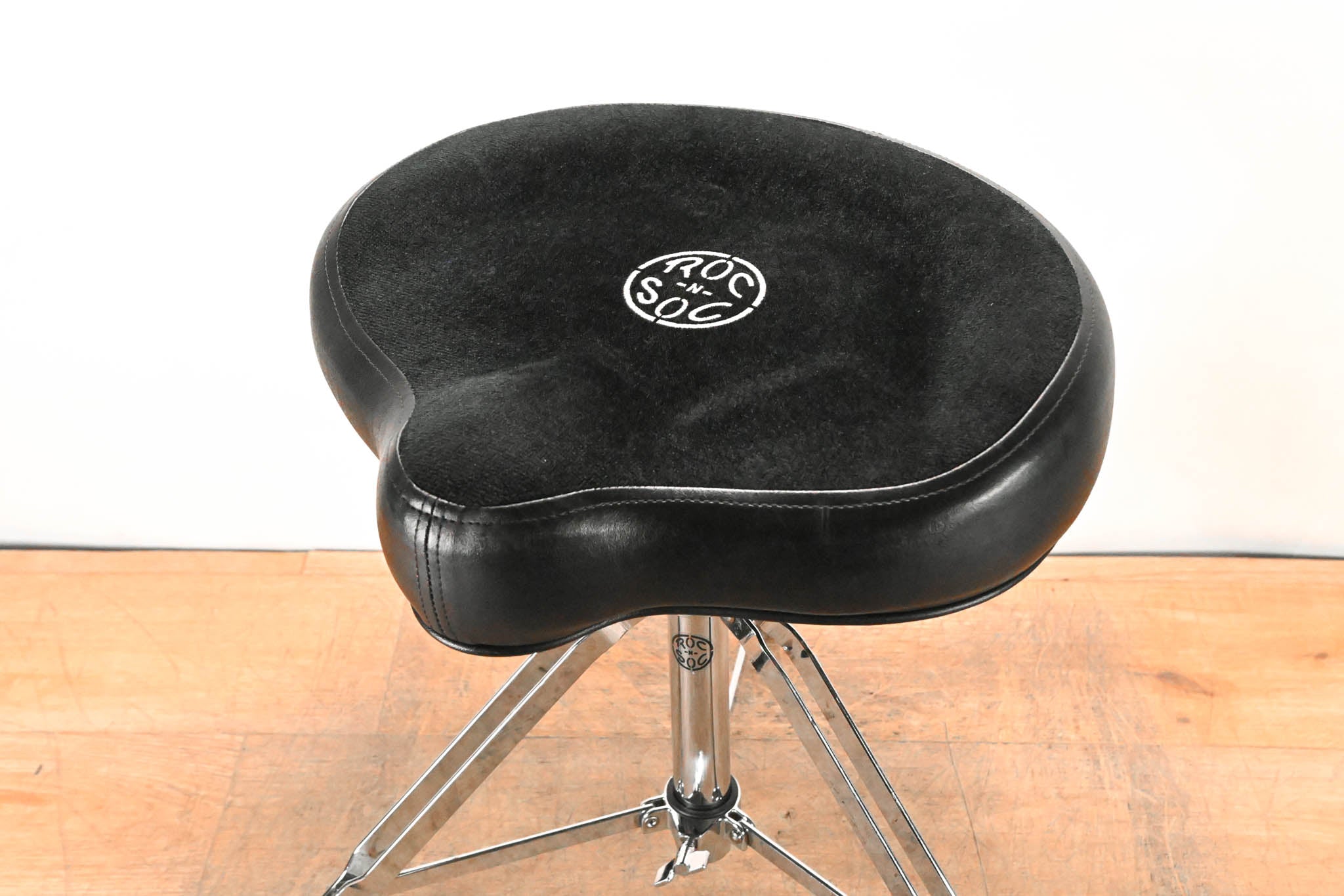 Roc-N-Soc NR-OK Drum Nitro Throne - Black