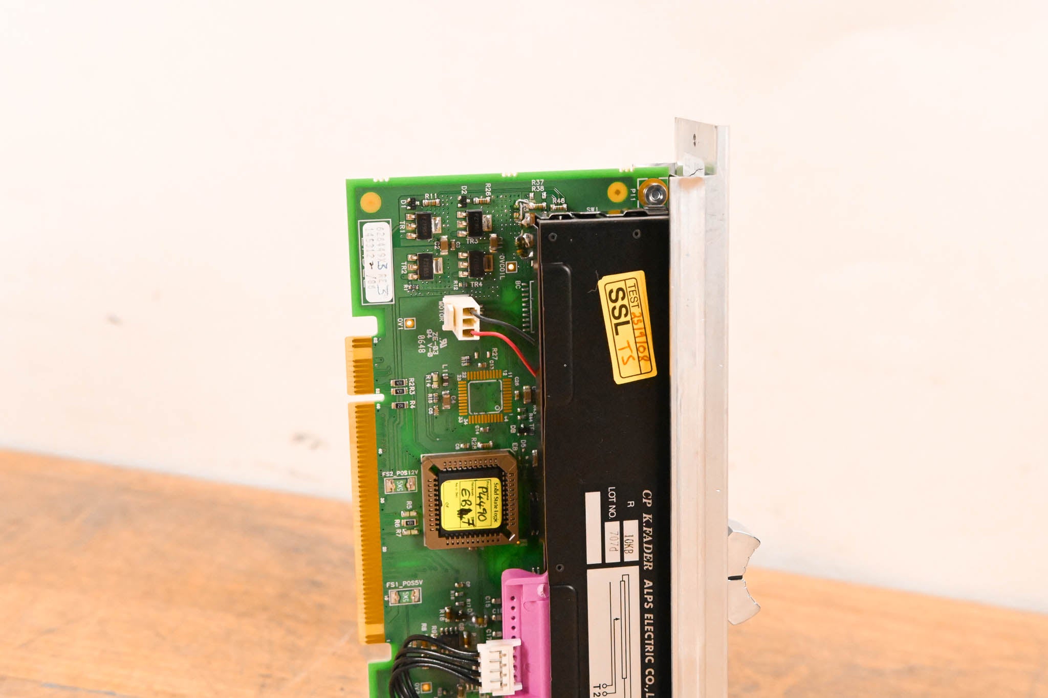 Solid State Logic C300 HD Motorized Fader Module – ALPS K-Fader Assembly