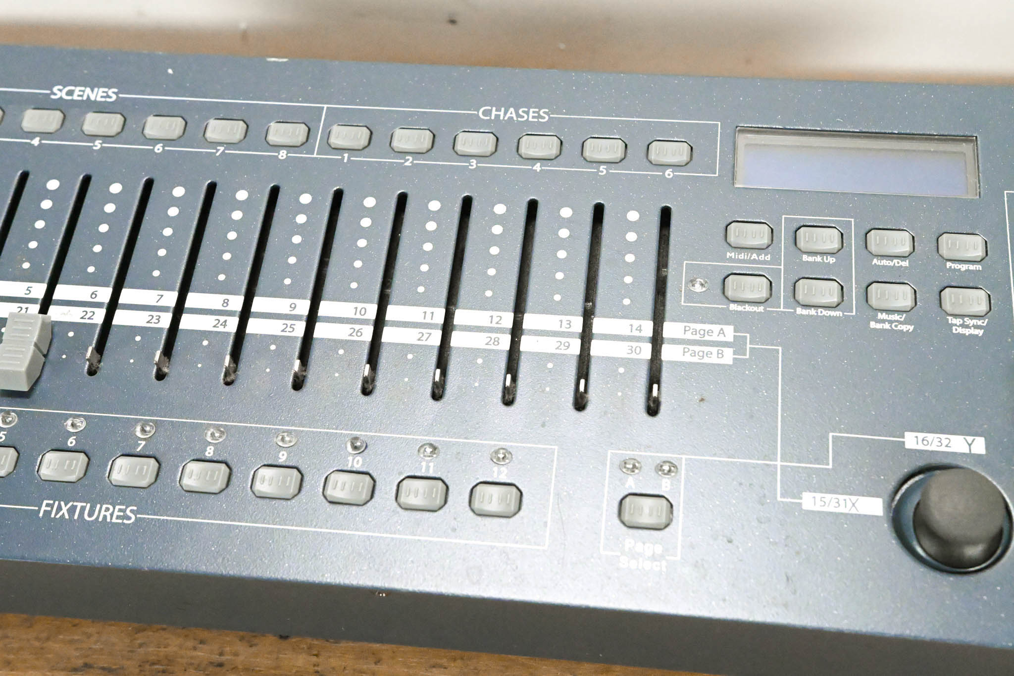 Chauvet Obey 70 384-Channel DMX Lighting Controller (NO POWER SUPPLY)