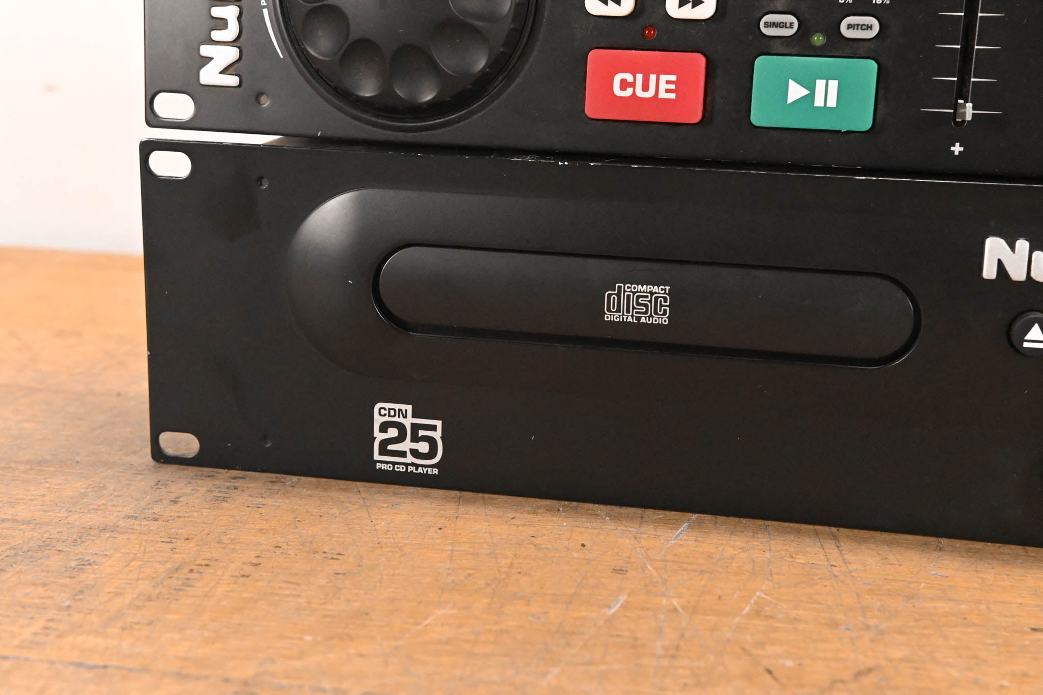 Numark CDN25 Professional Dual CD Player with Controller