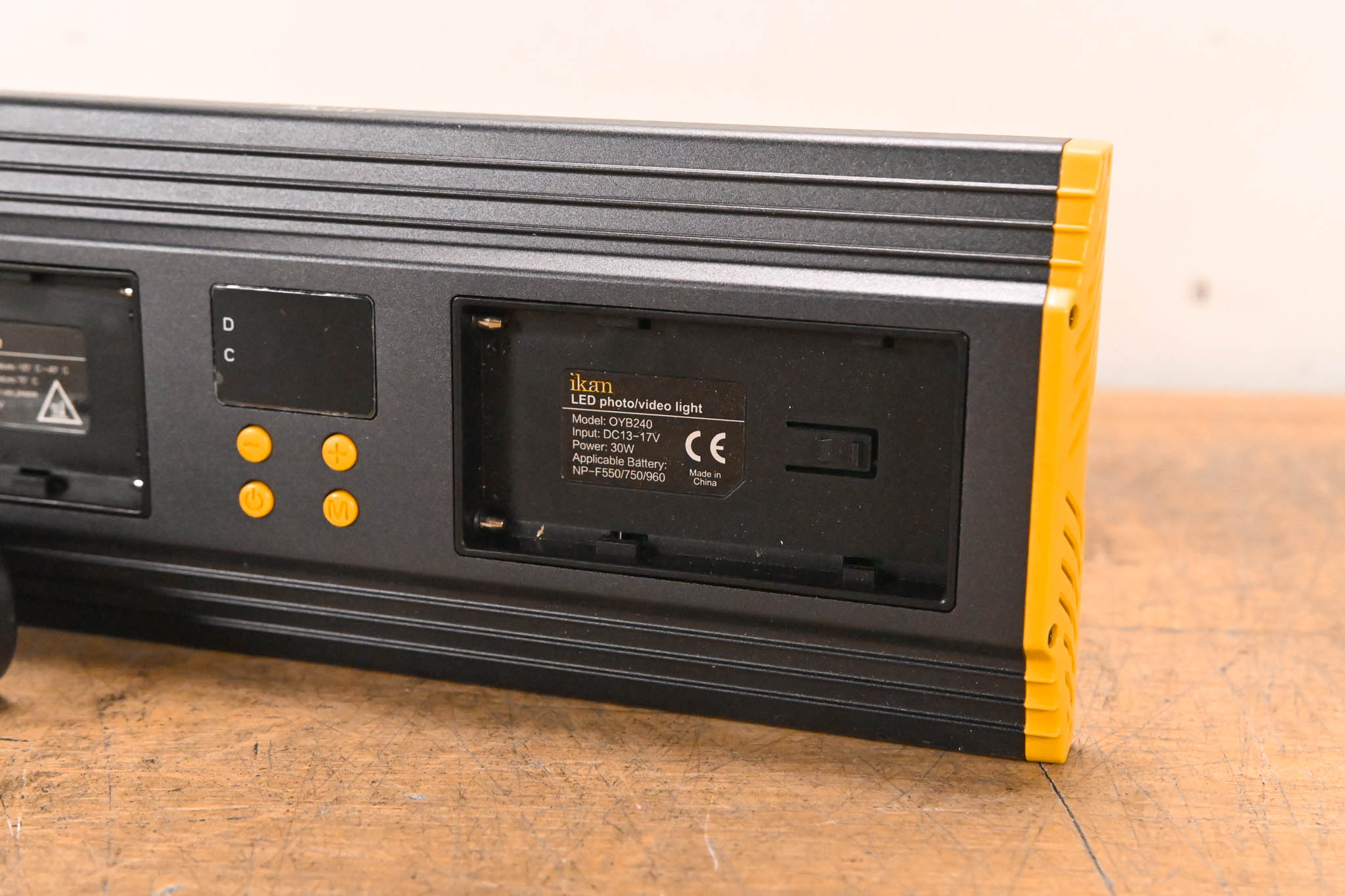 Ikan OYB240 Onyx 240 Bi-Color On-Camera LED Light w/ Accessories