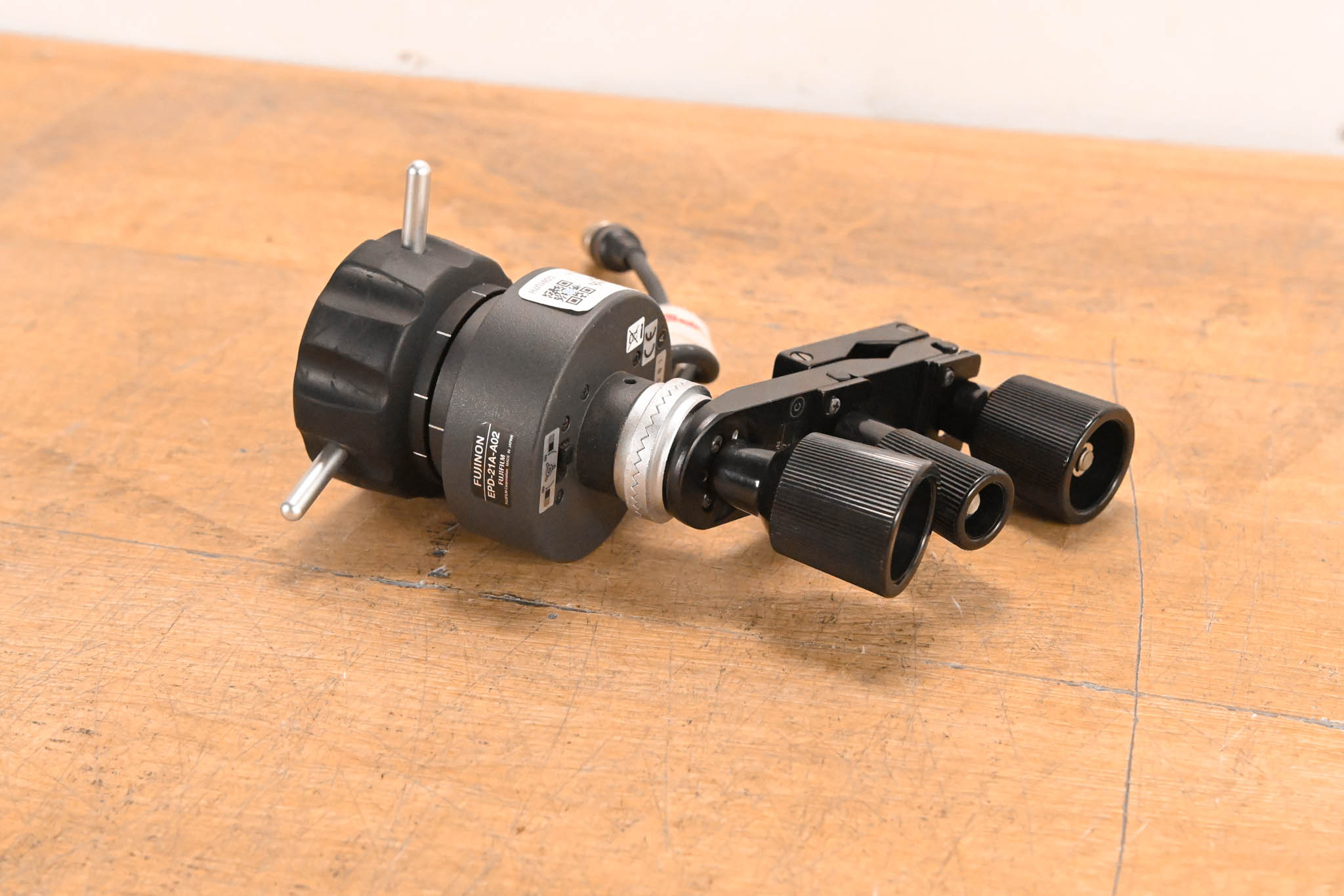 Fujinon EPD-21A-A02 Focus Demand with MCA-7 Mounting Clamp