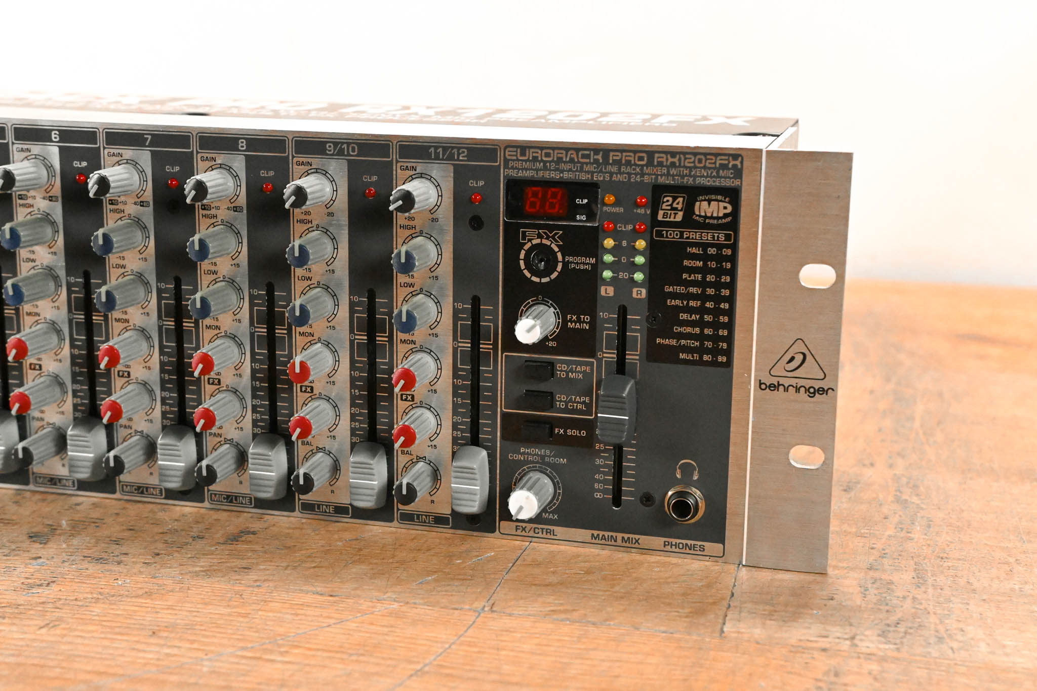 Behringer EURORACK PRO RX1202FX 12-Input Mic/Line Rack Mixer