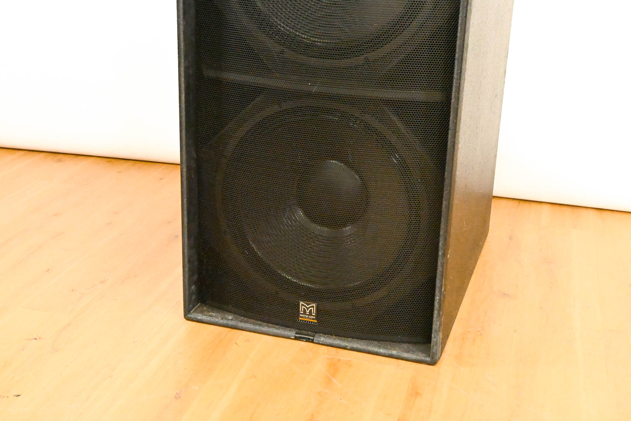 Martin Audio WS218X Dual 18" Passive Subwoofer Speaker System