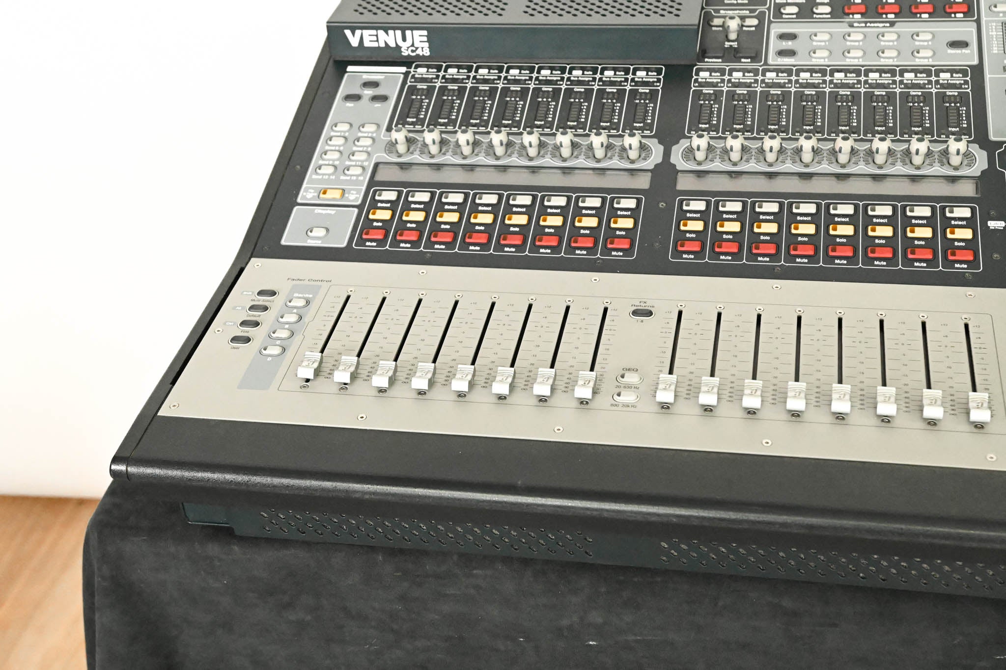 AVID VENUE SC48 Digital Audio Mixing Console
