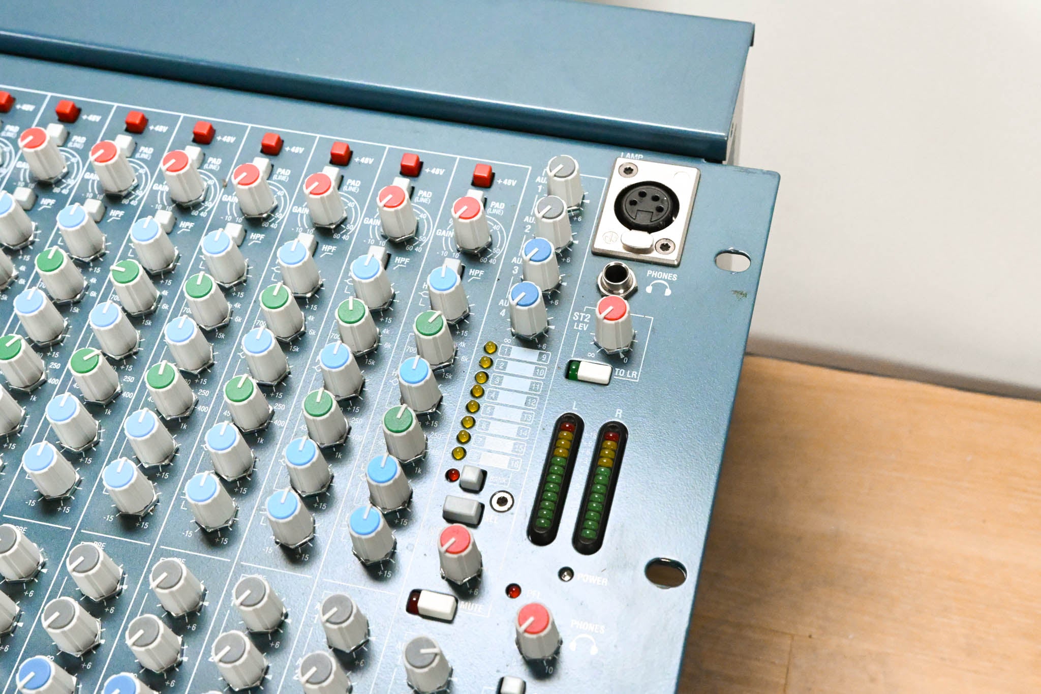 Allen & Heath MixWizard WZ3 16:2 16-Channel Analog Mixer