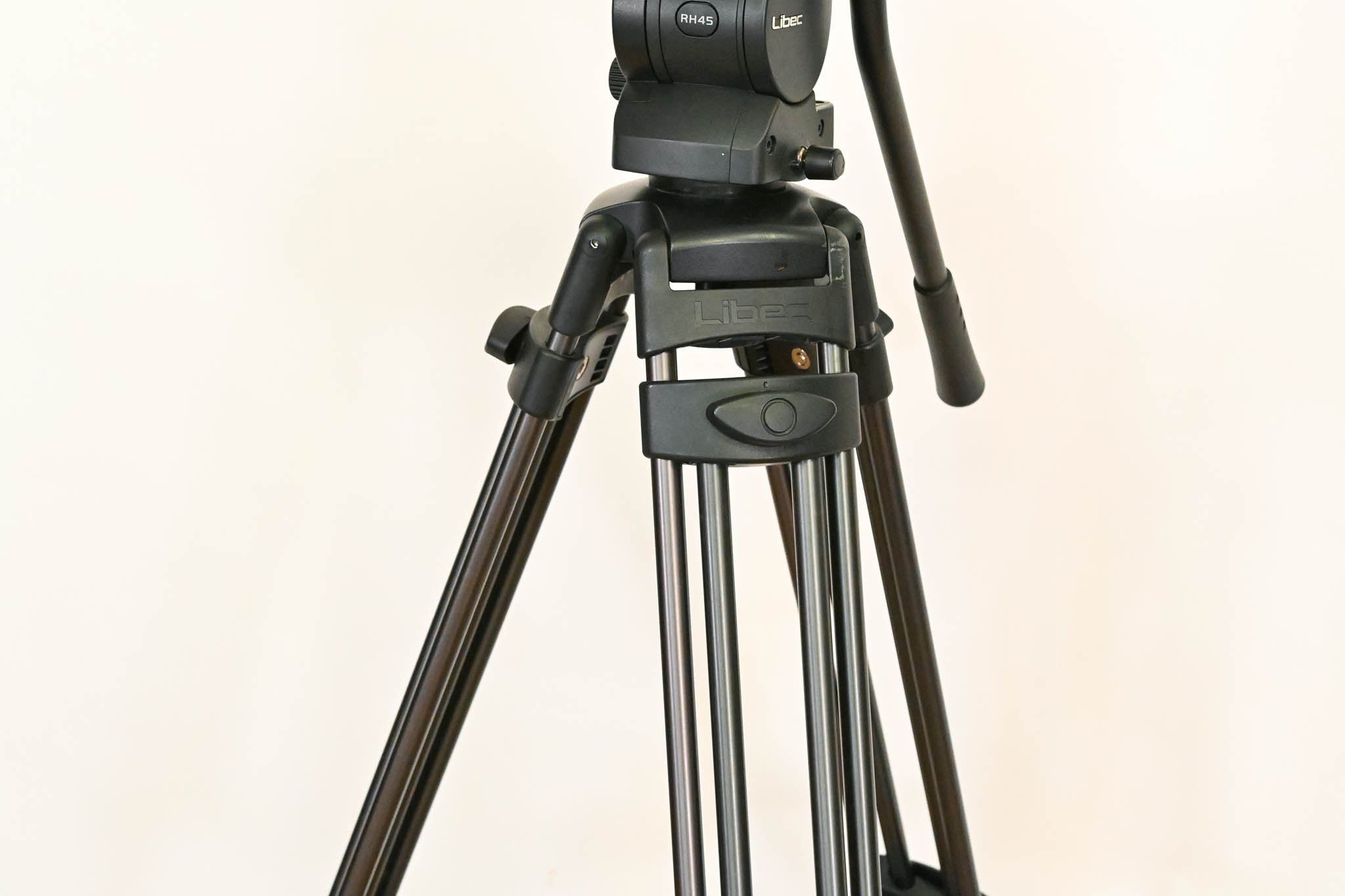 Libec RH45 Fluid Head with RT40B Tripod Legs and BR-4B Spreader