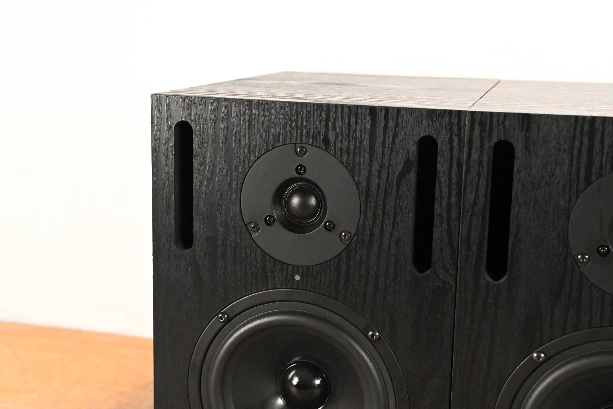 TASCAM VL-X5 Bi-Amplified Nearfield Studio Monitor (PAIR)