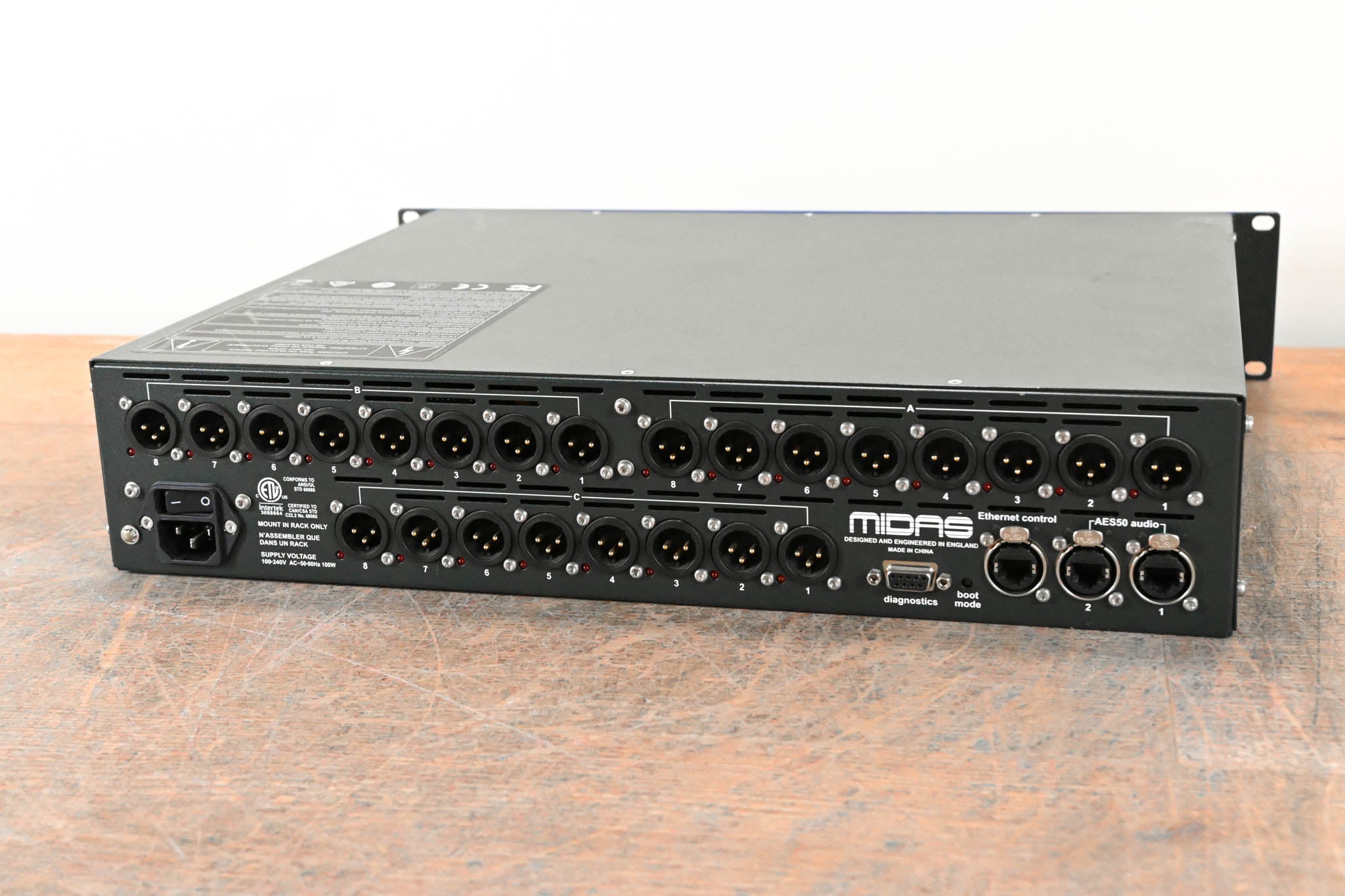 Midas DL152 PRO Series 24-Output Stage Box