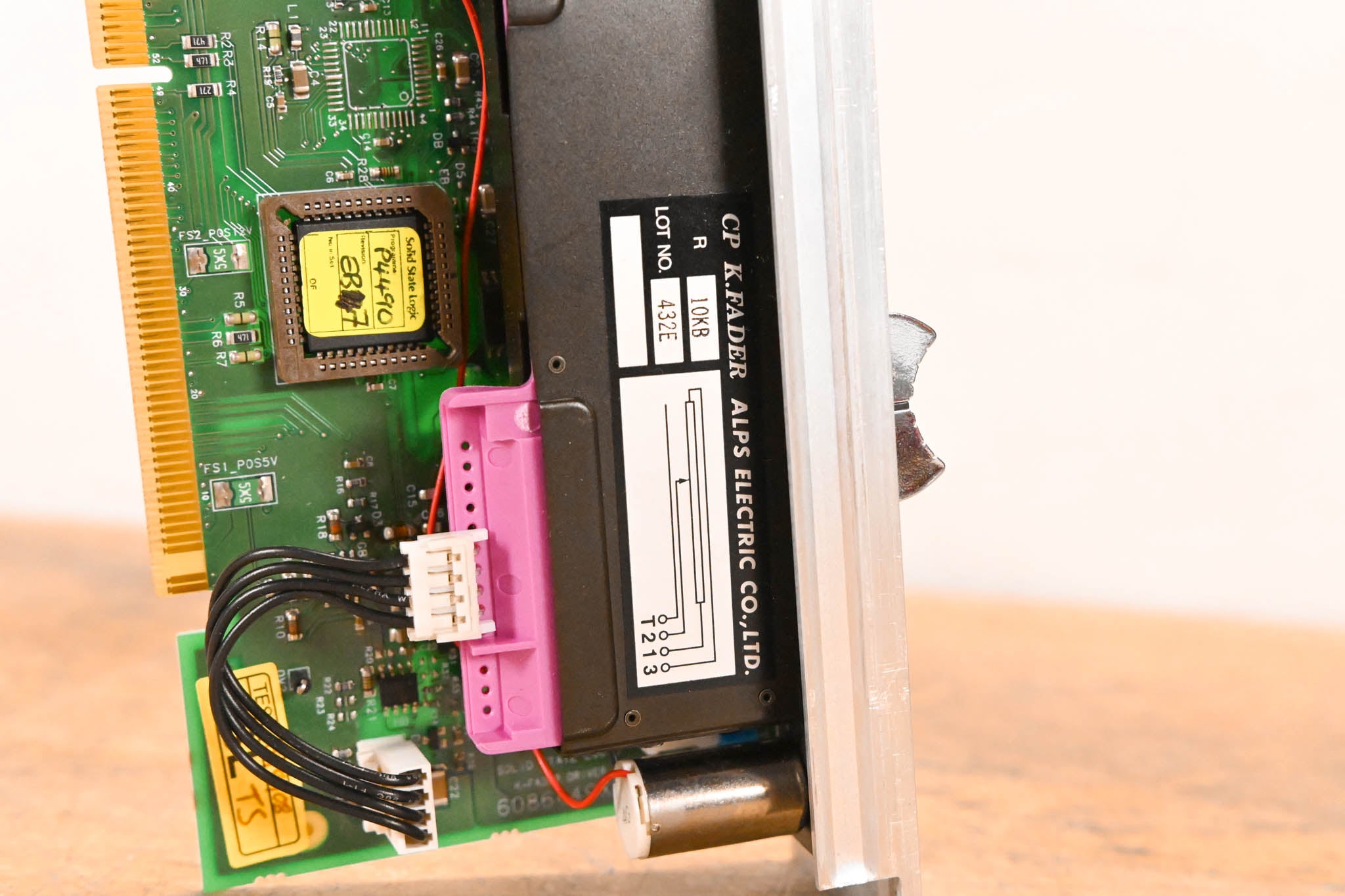 Solid State Logic C300 HD Motorized Fader Module – ALPS K-Fader Assembly