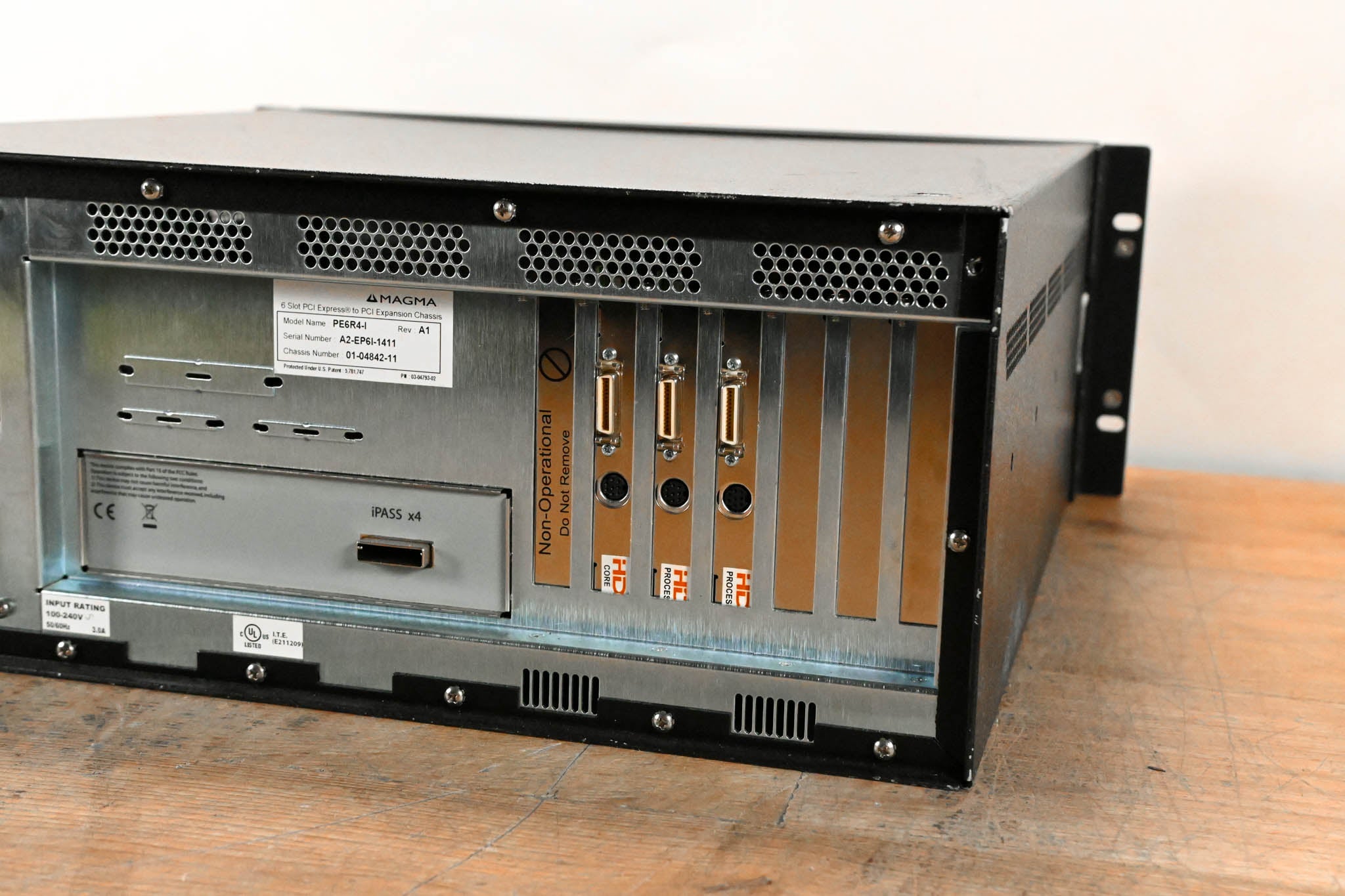 Magma PE6R4 6-Slot PCI Pro Tools HD Expansion Chassis with Cards