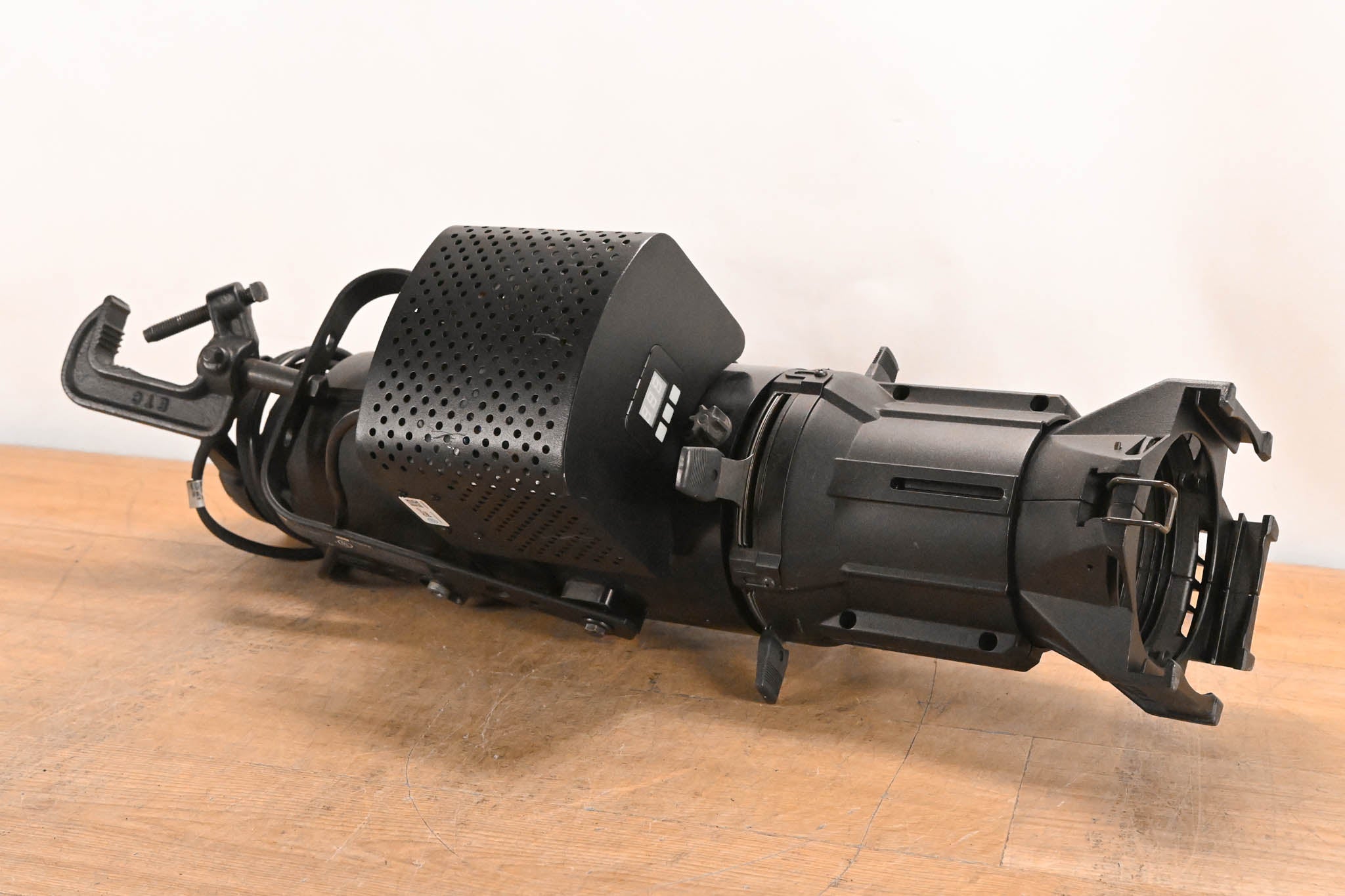 ETC Source Four 750 26 Degree Leko w/OceanOptics SeaChanger Color Engine