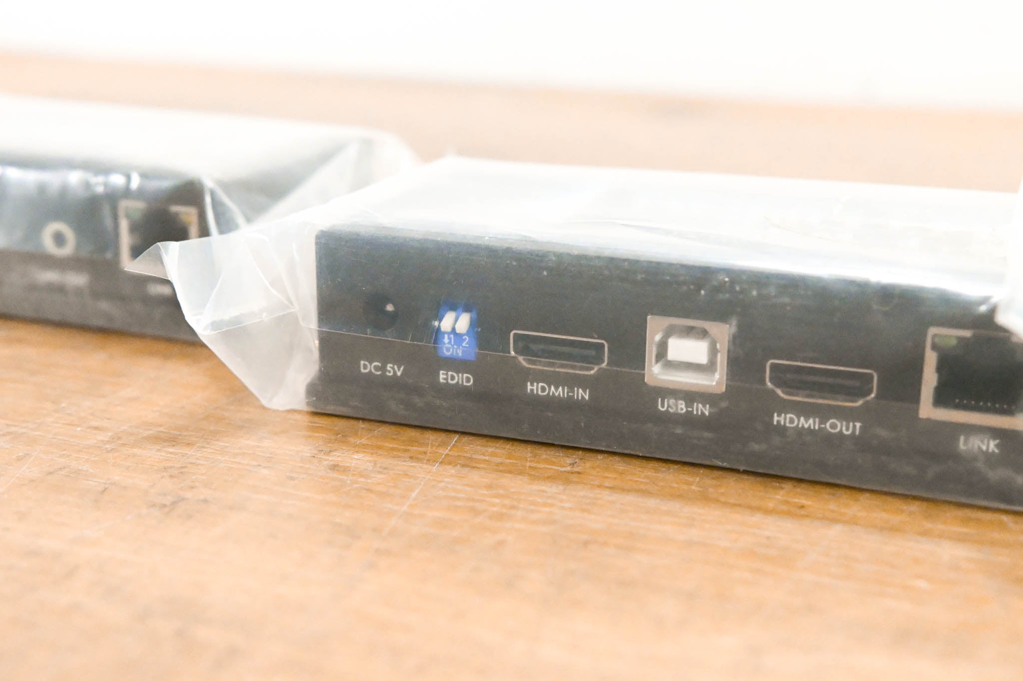 Apantac MT HOOD KVM-SET-10 HDMI KVM Extender Pair