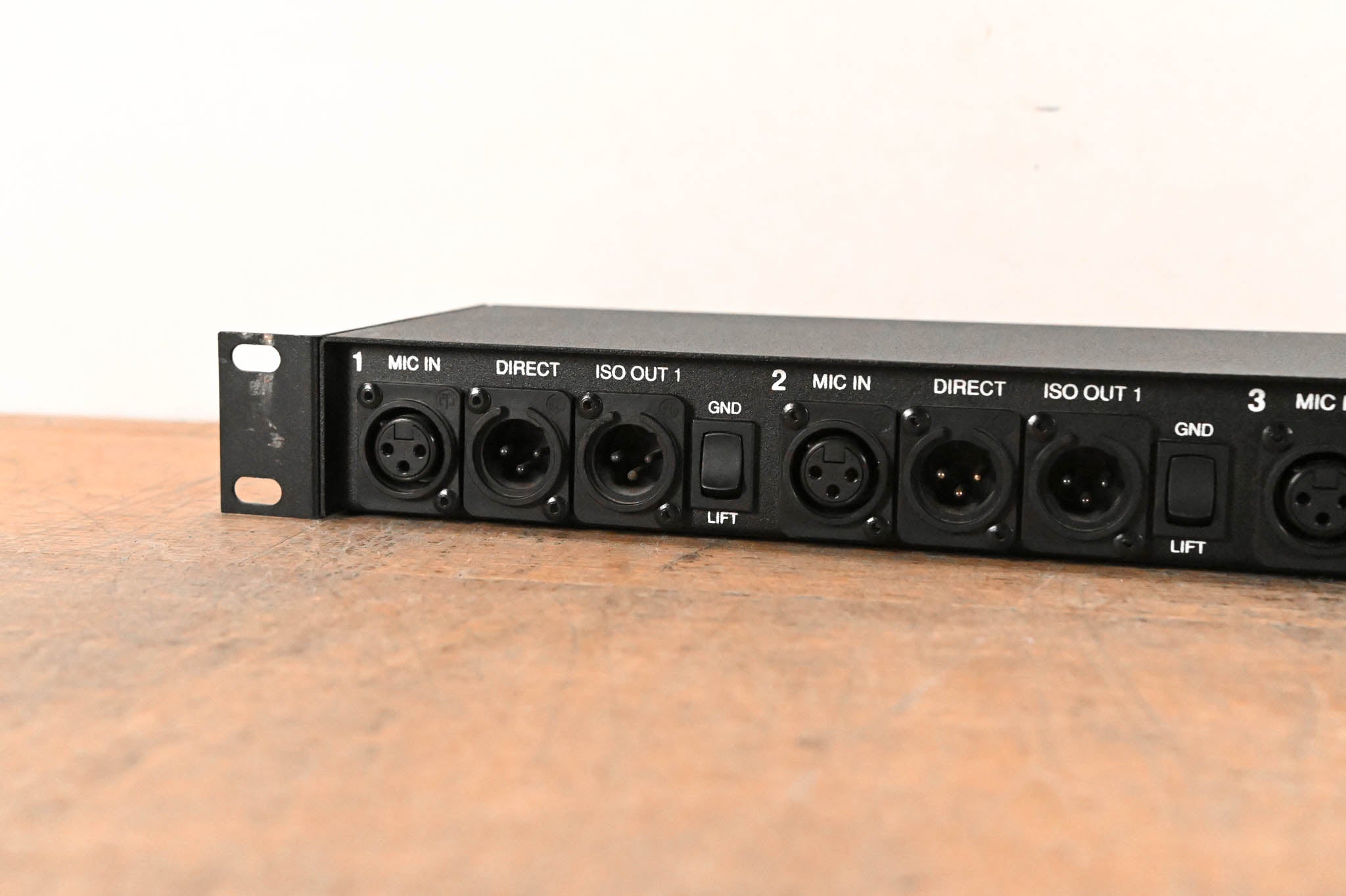 ProCo MS-43A Four-Channel Three Way Mic Splitter