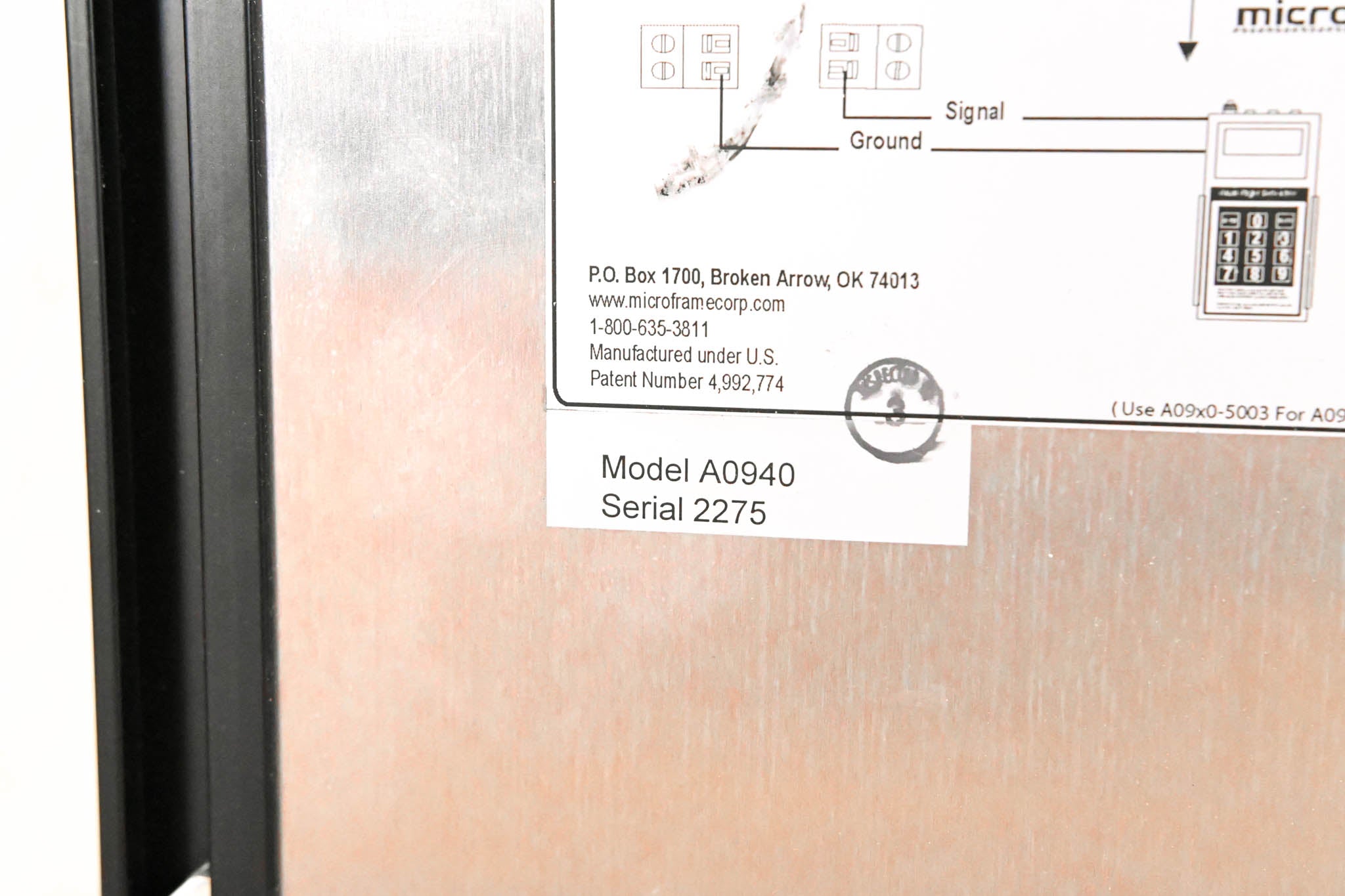 Microframe A0940 4-Digit Single-Display Ceiling Mount