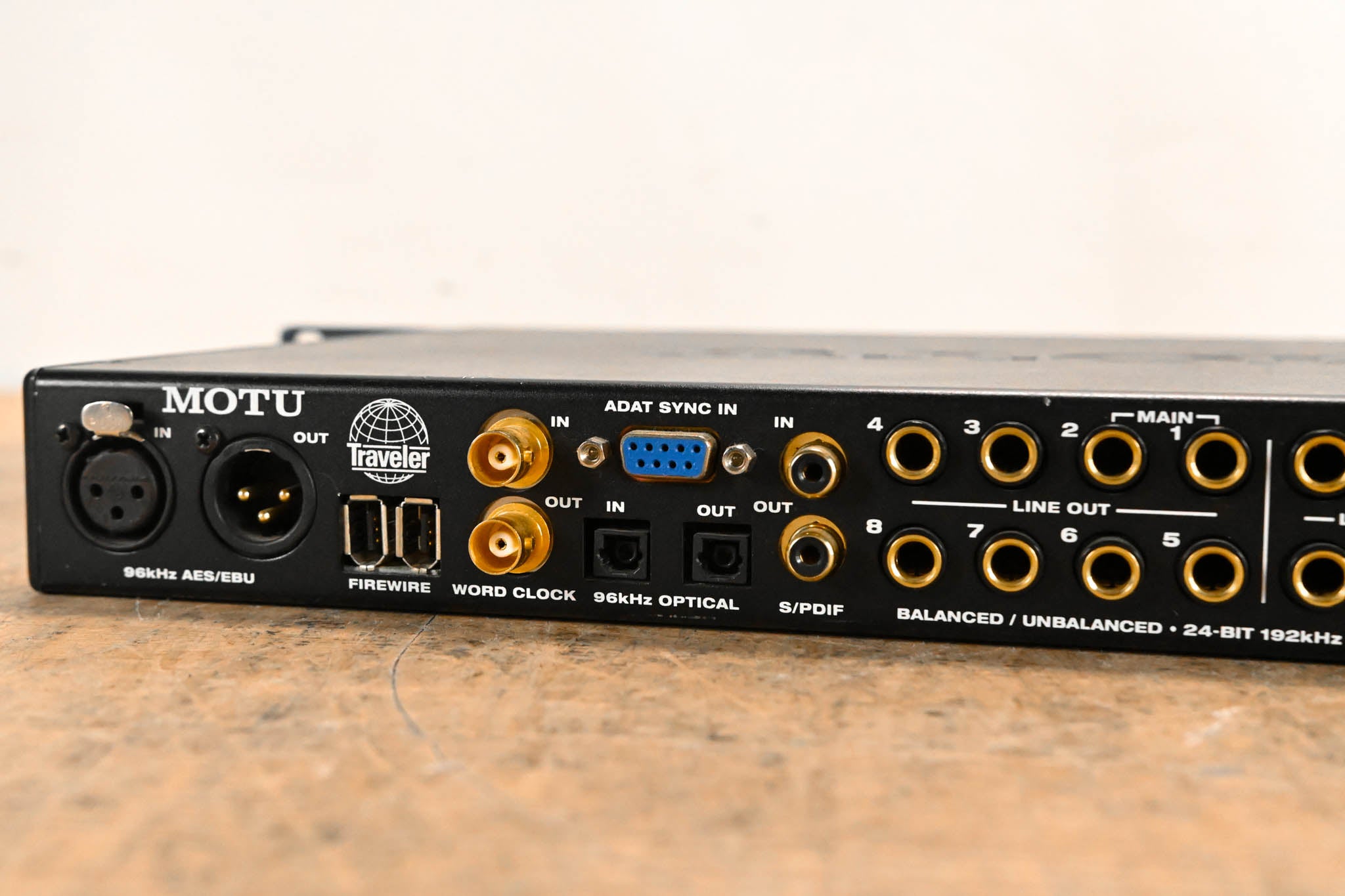 MOTU Traveler Mk1 FireWire Audio Interface (NO POWER SUPPLY) CG01SFL