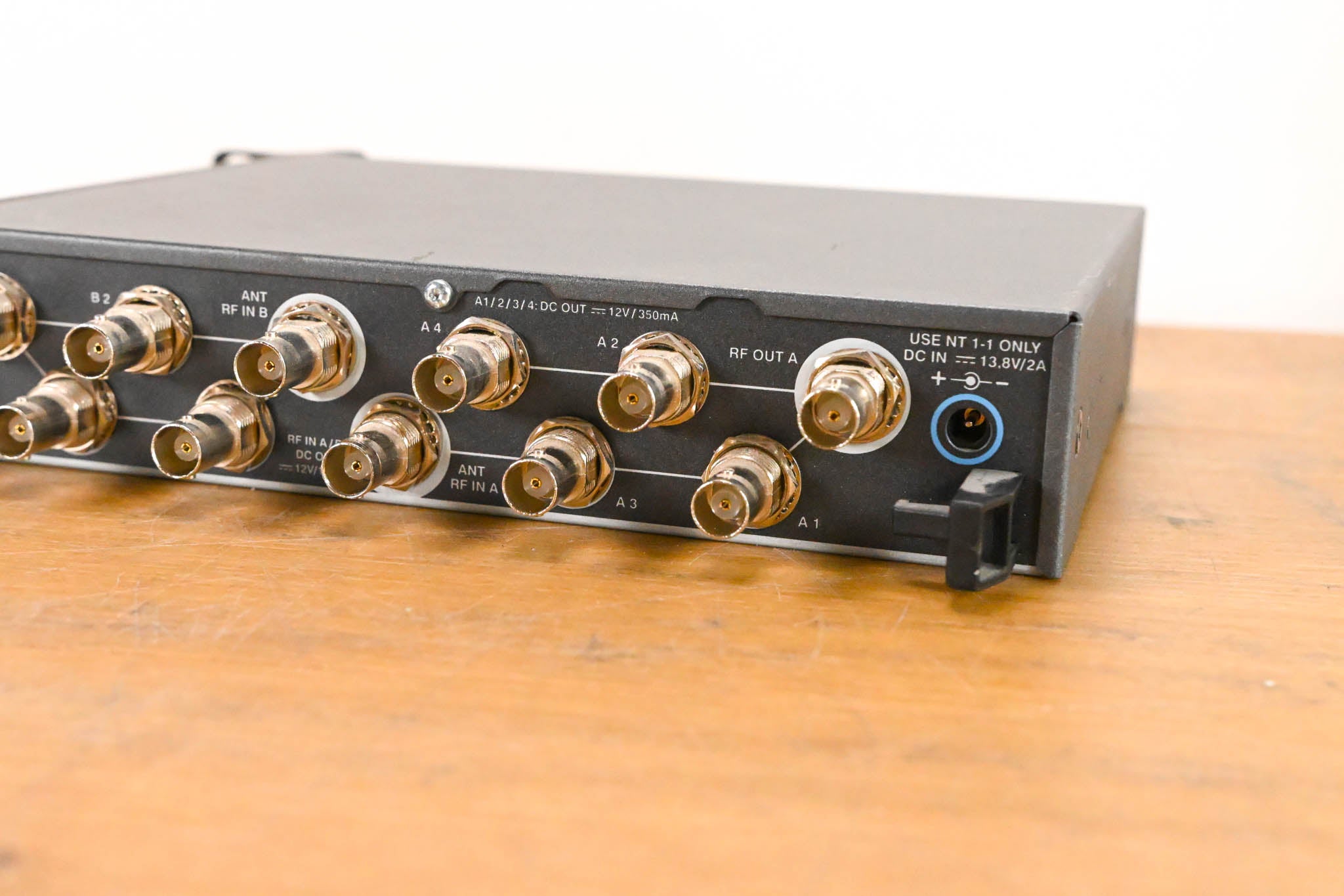 Sennheiser ASA 1 Active Antenna Splitter - 500-870 MHz (NO POWER SUPPLY)