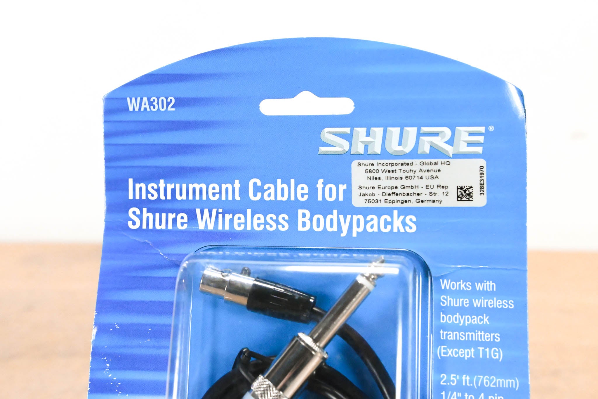 Shure WA302 TA4F to 1/4" Instrument Cable for Wireless Bodypacks - 2.5'
