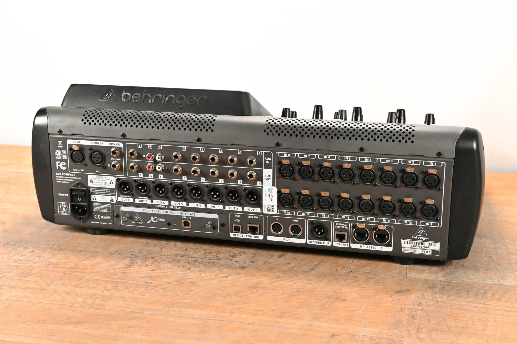 Behringer X32 Compact 40-Channel Digital Audio Console