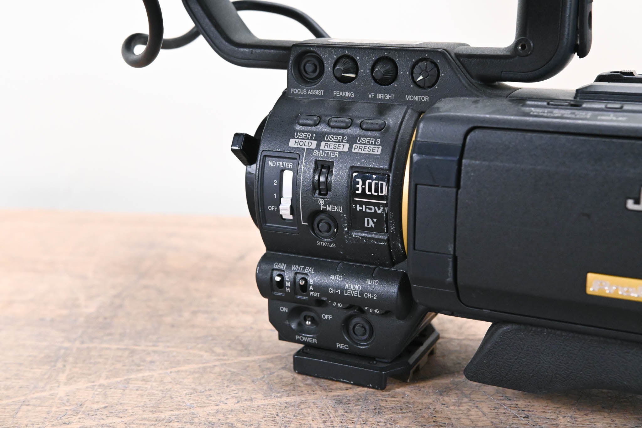 JVC GY-HD250CHU 1/3" 3-CCD Professional HDV Camcorder