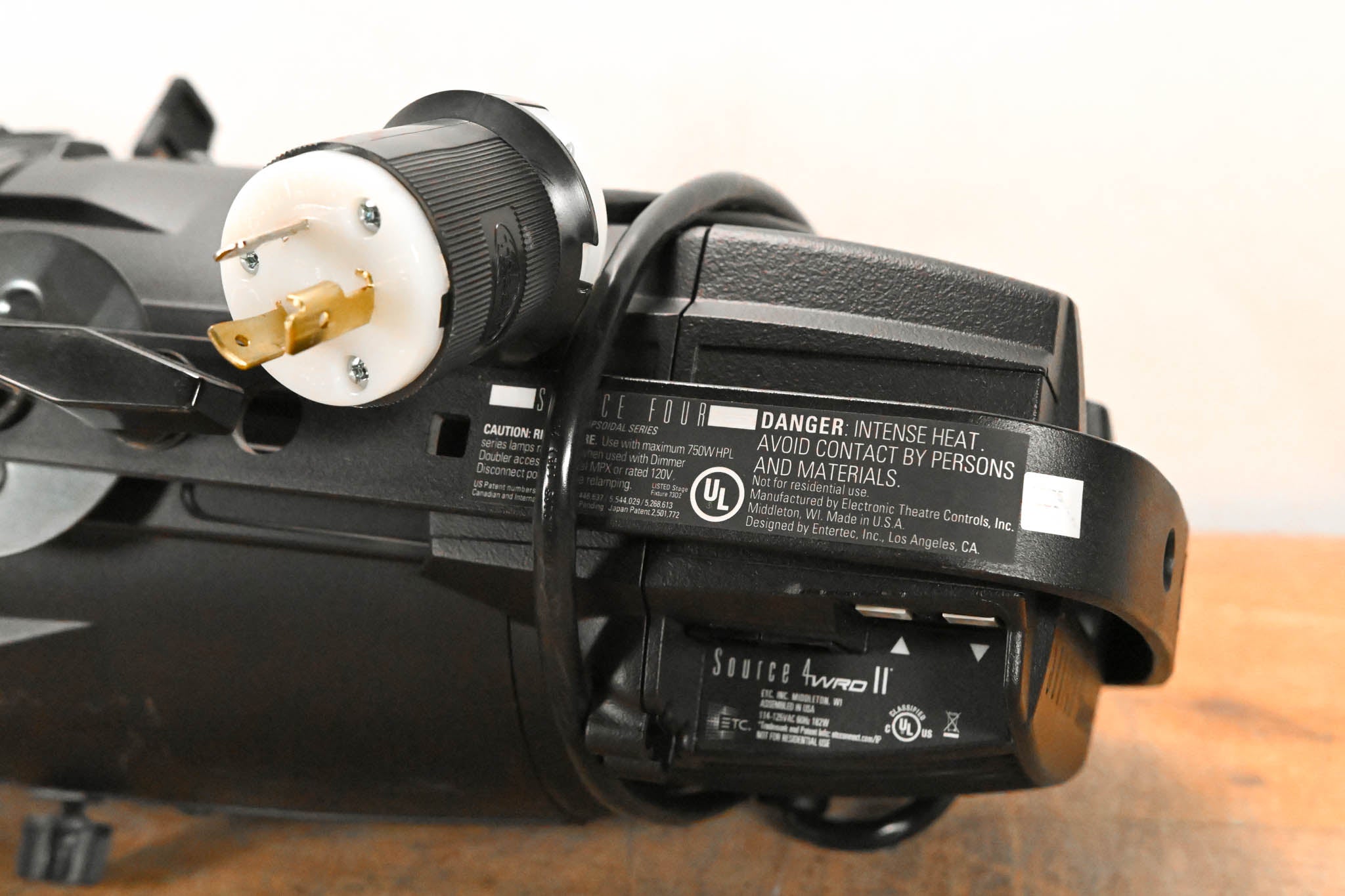 ETC Source Four 750 26 Degree Leko with Source 4WRD II LED Light Engine