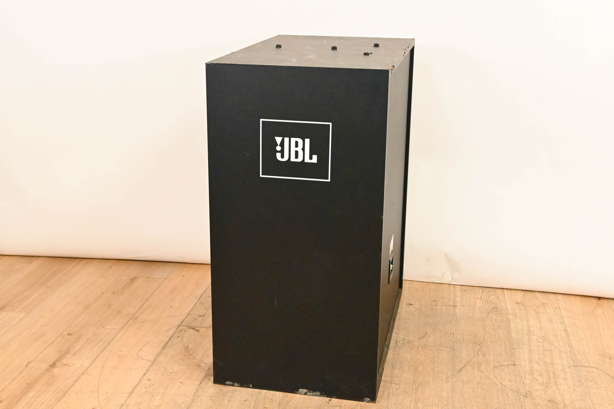 JBL 4739 Dual 15″ Passive Cinema Subwoofer