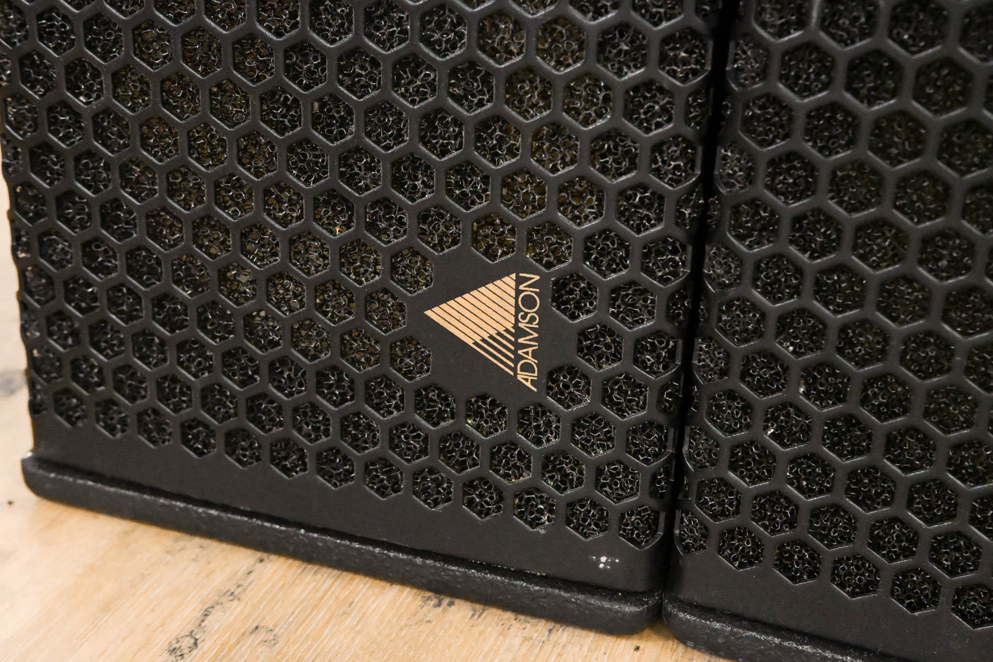 Adamson SpekTrix 3-Way Full Range Line Array Loudspeaker (PAIR)