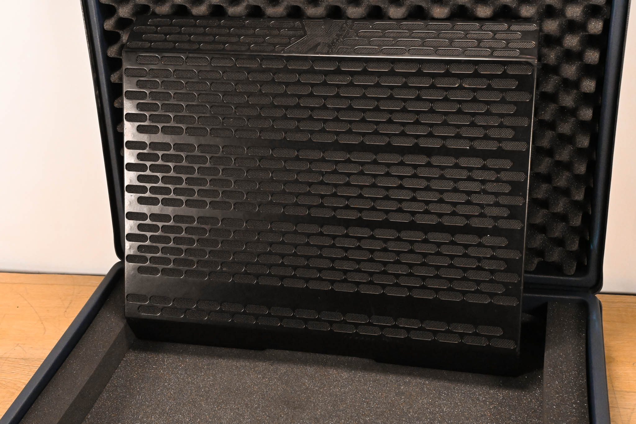 K-Array KJ50VB  Low-Profile Variable Beam Speaker