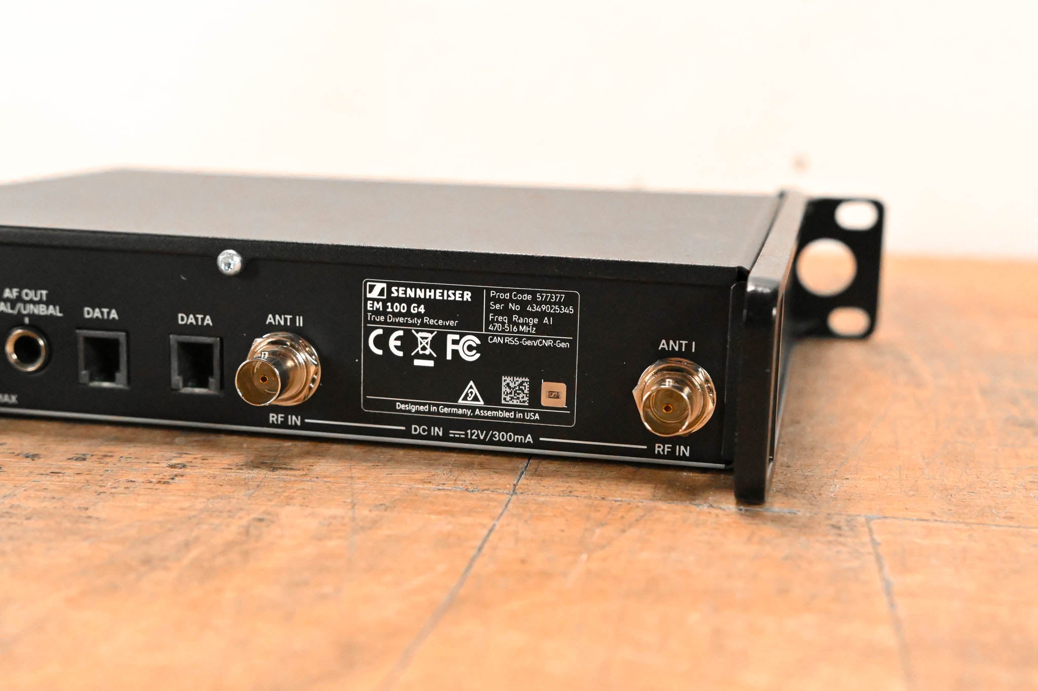 Sennheiser EM 100 G4 Wireless Receiver - A1 Range: 470-516 MHz