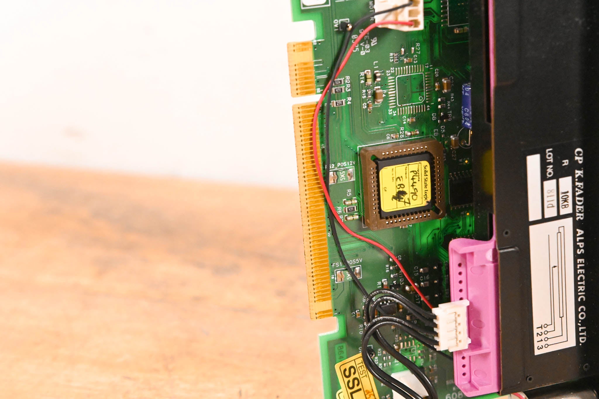 Solid State Logic C300 HD Motorized Fader Module – ALPS K-Fader Assembly