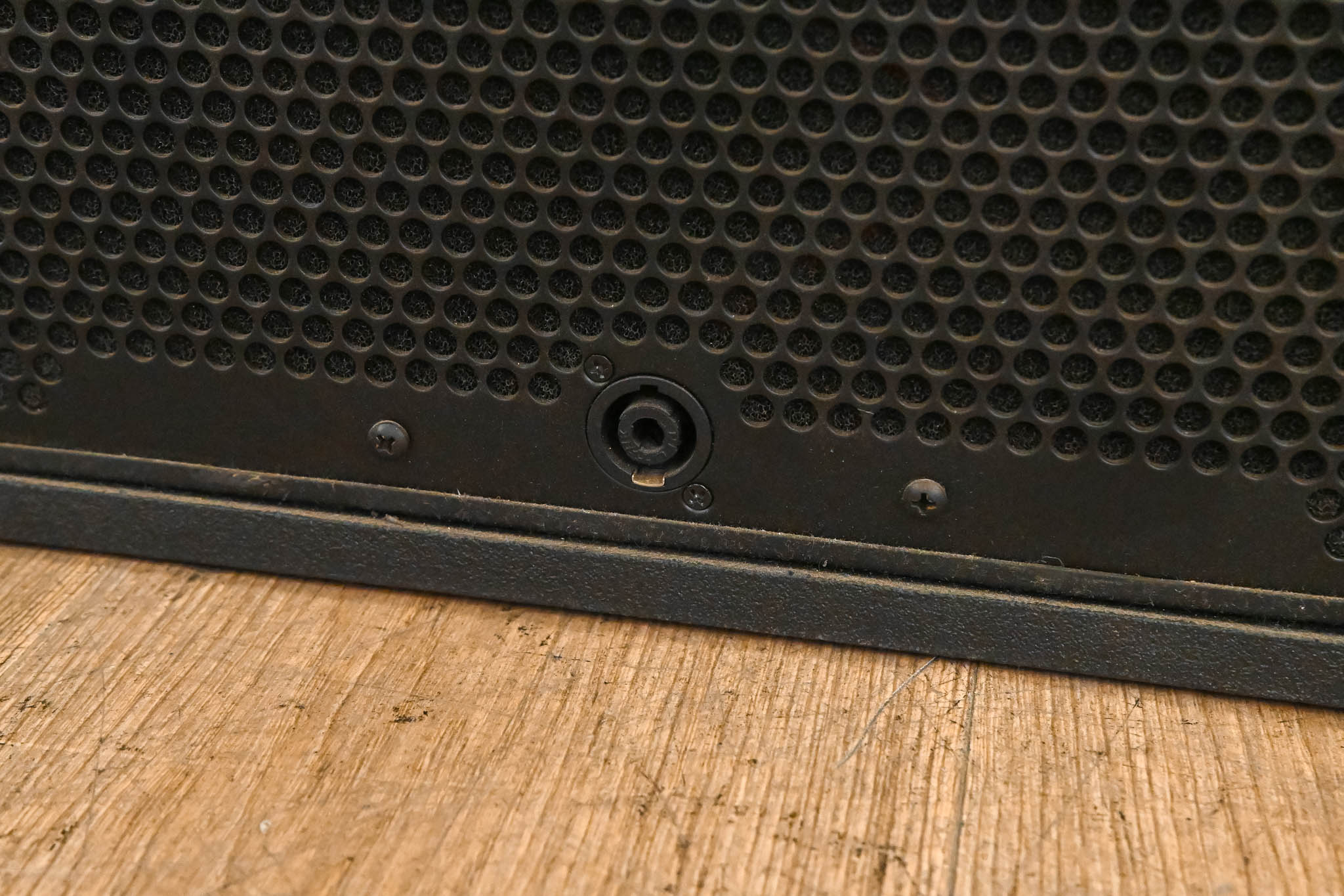 JBL VT4883 Subcompact Dual 12" Cardioid-Arrayable Subwoofer