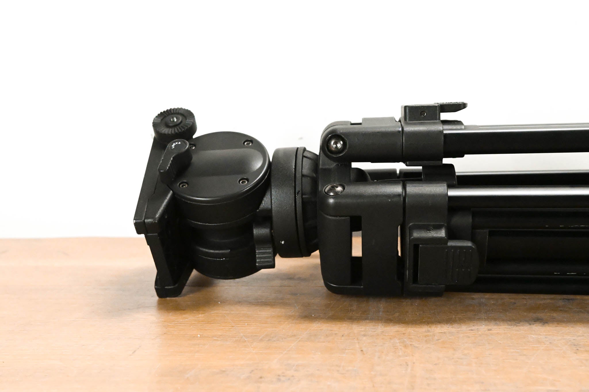 Pearstone VT-2500B Video Tripod System