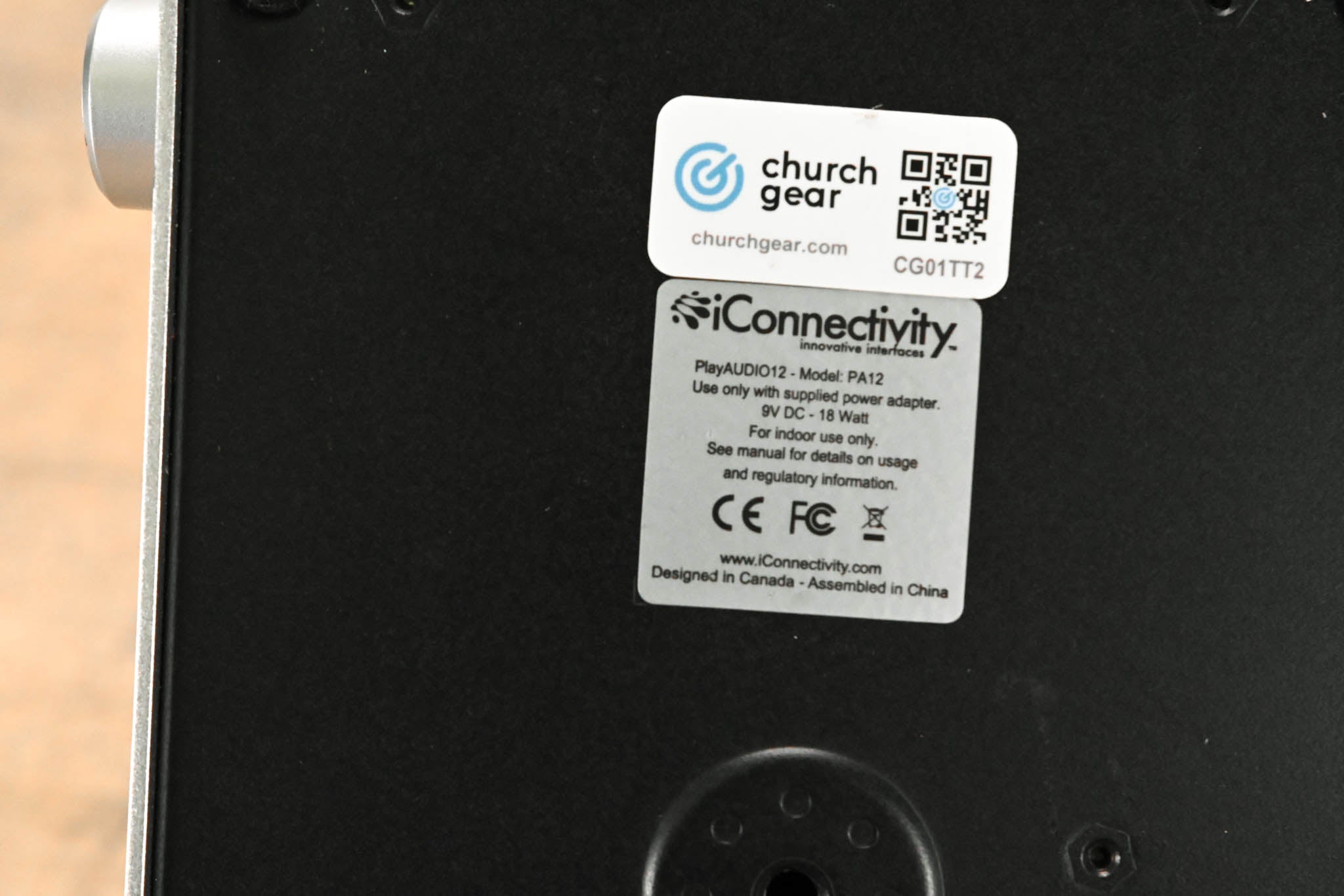 iConnectivity PlayAUDIO12 USB Audio and MIDI Interface