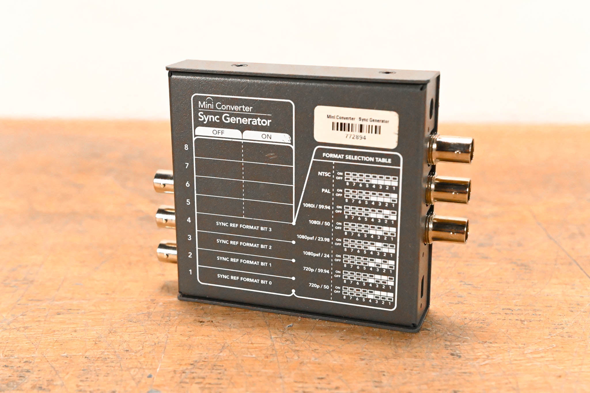 Blackmagic Design Mini Converter Sync Generator (NO POWER SUPPLY)