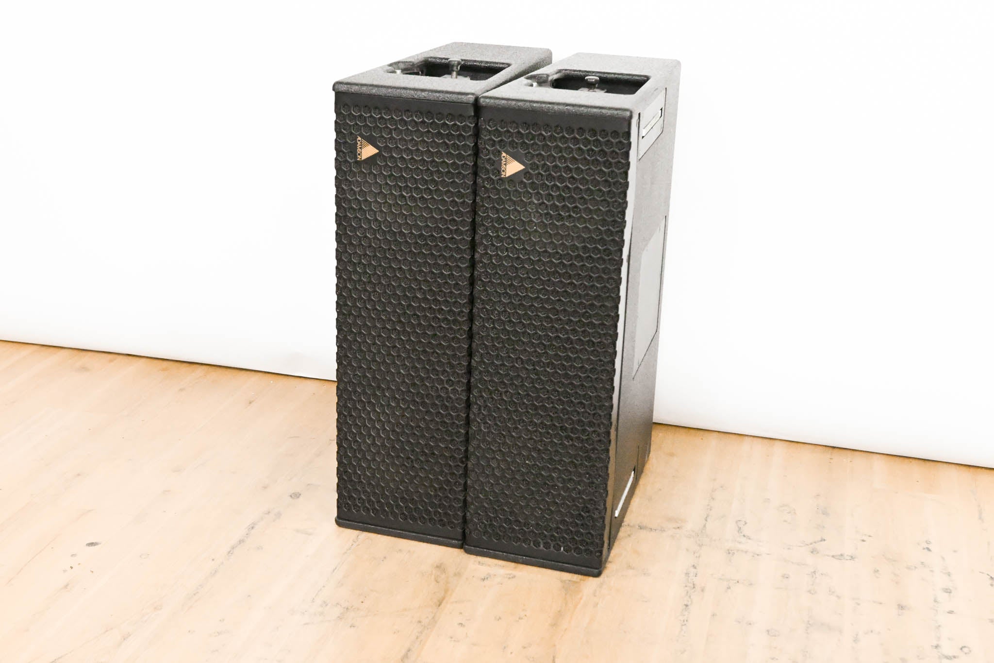 Adamson SpekTrix 3-Way Full Range Line Array Loudspeaker (PAIR)