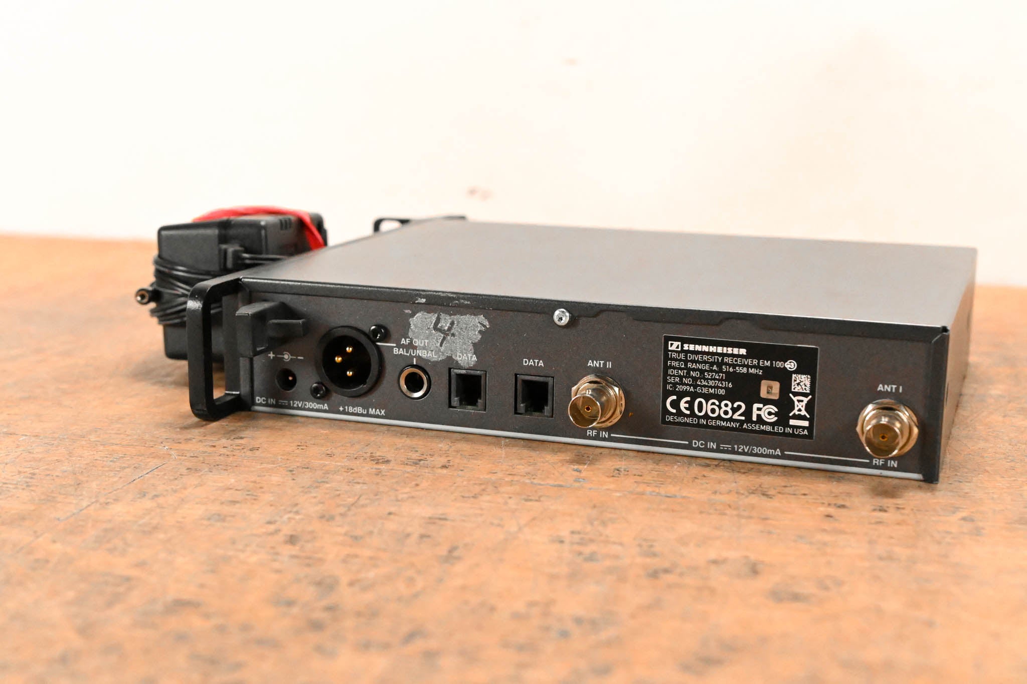 Sennheiser EM 100 G3 Wireless Receiver - A Range: 516-558 MHz