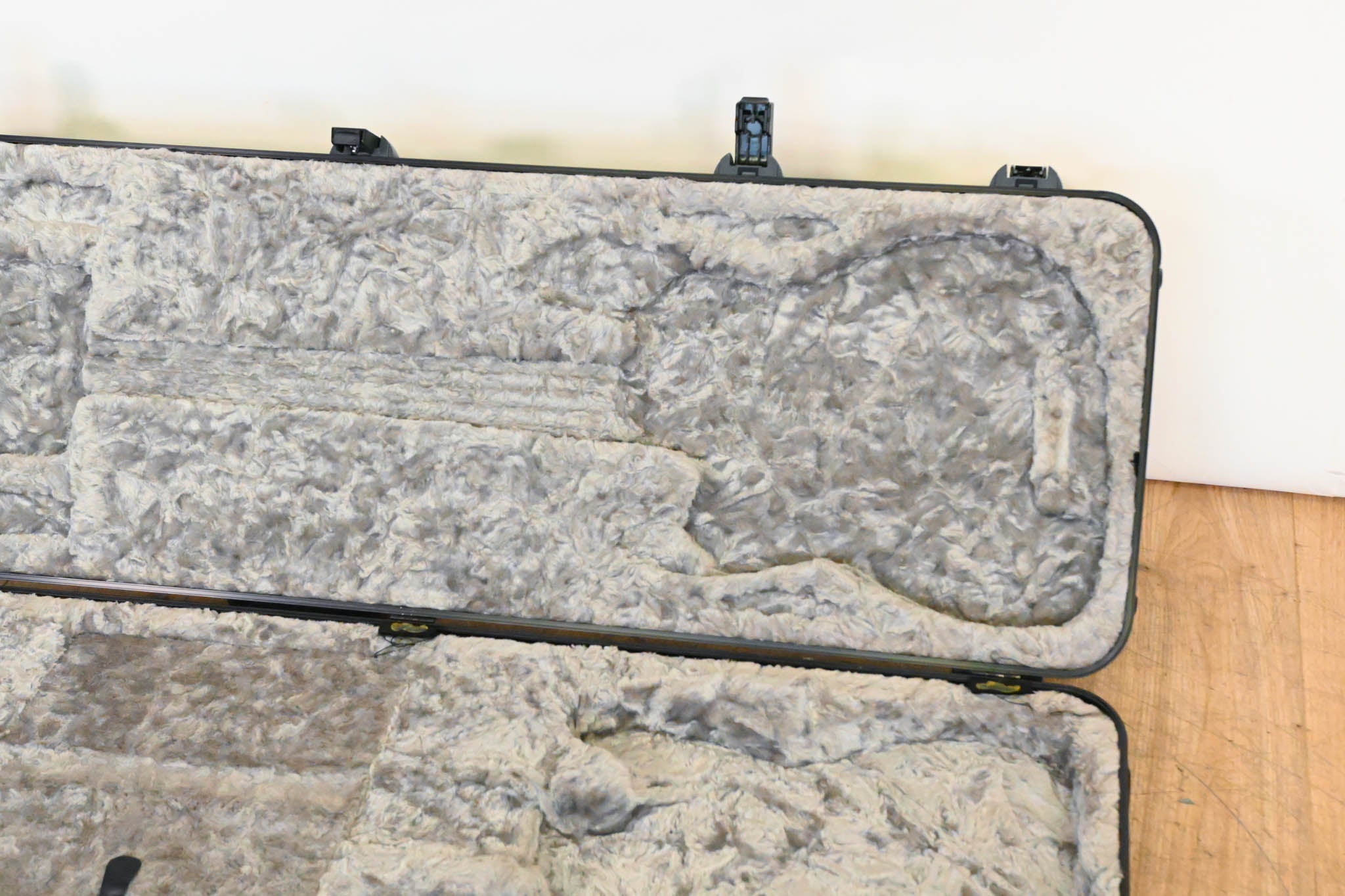 Fender Deluxe Molded Bass Case - Black