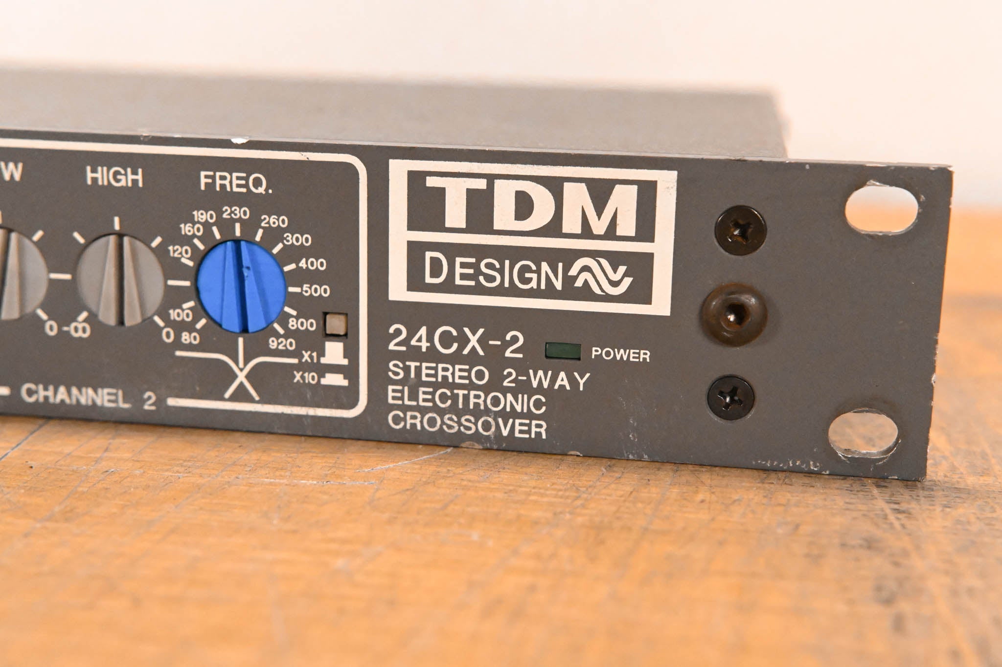 TDM Design 24CX-2 Stereo 2-Way Electronic Crossover