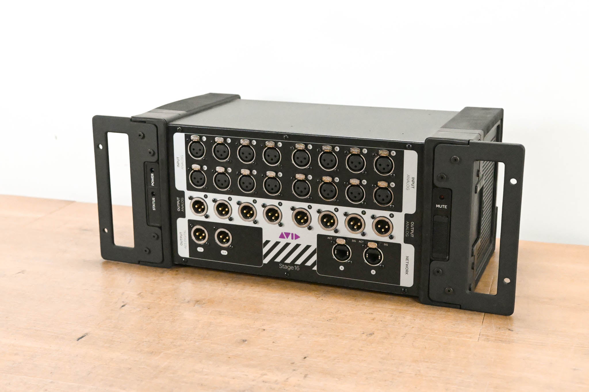 AVID Venue Stage 16 Remote I/O Stage Rack for S3L Digital Mixing System