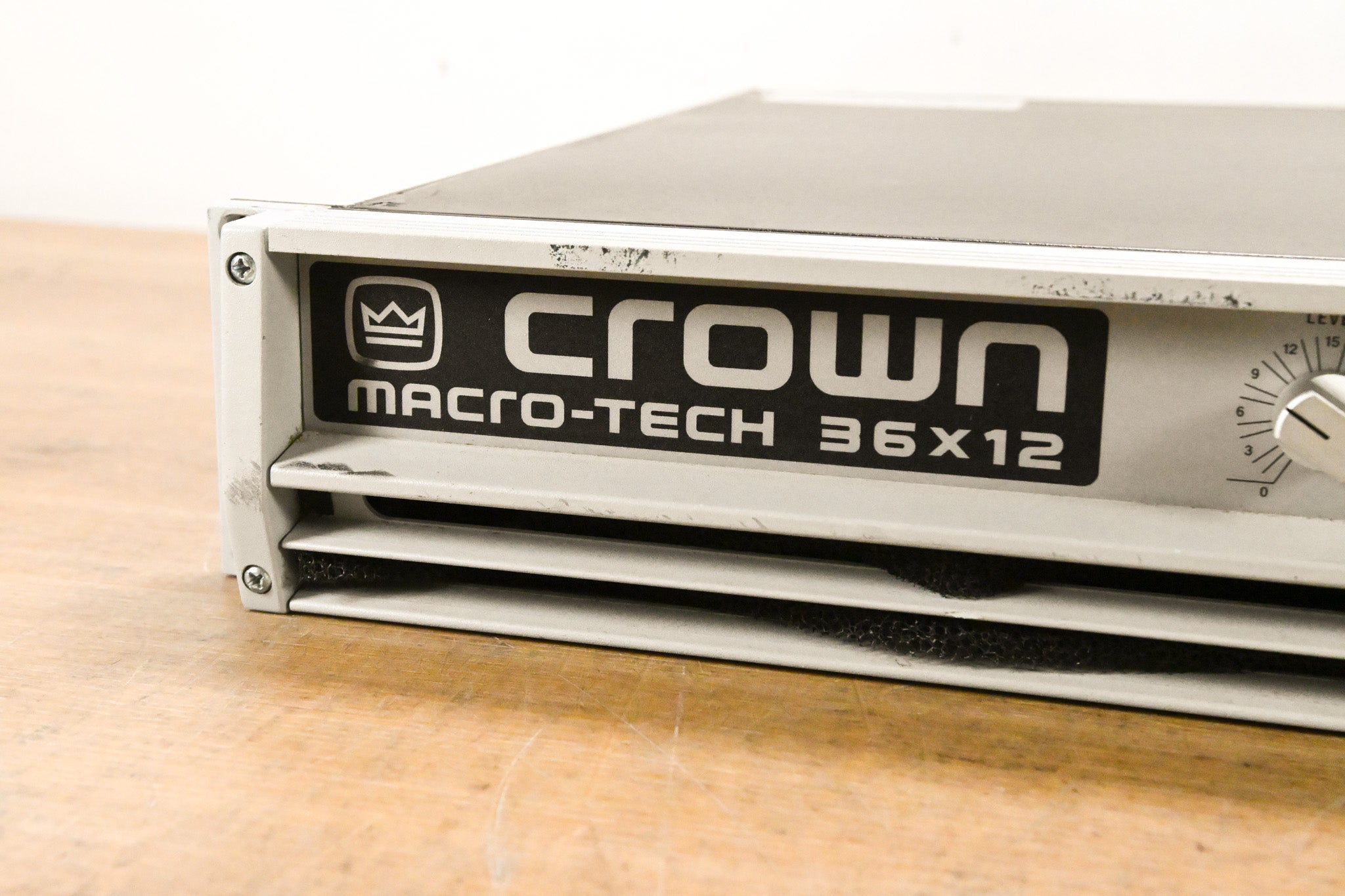 Crown Macro-Tech 36x12 2-Channel Power Amplifier