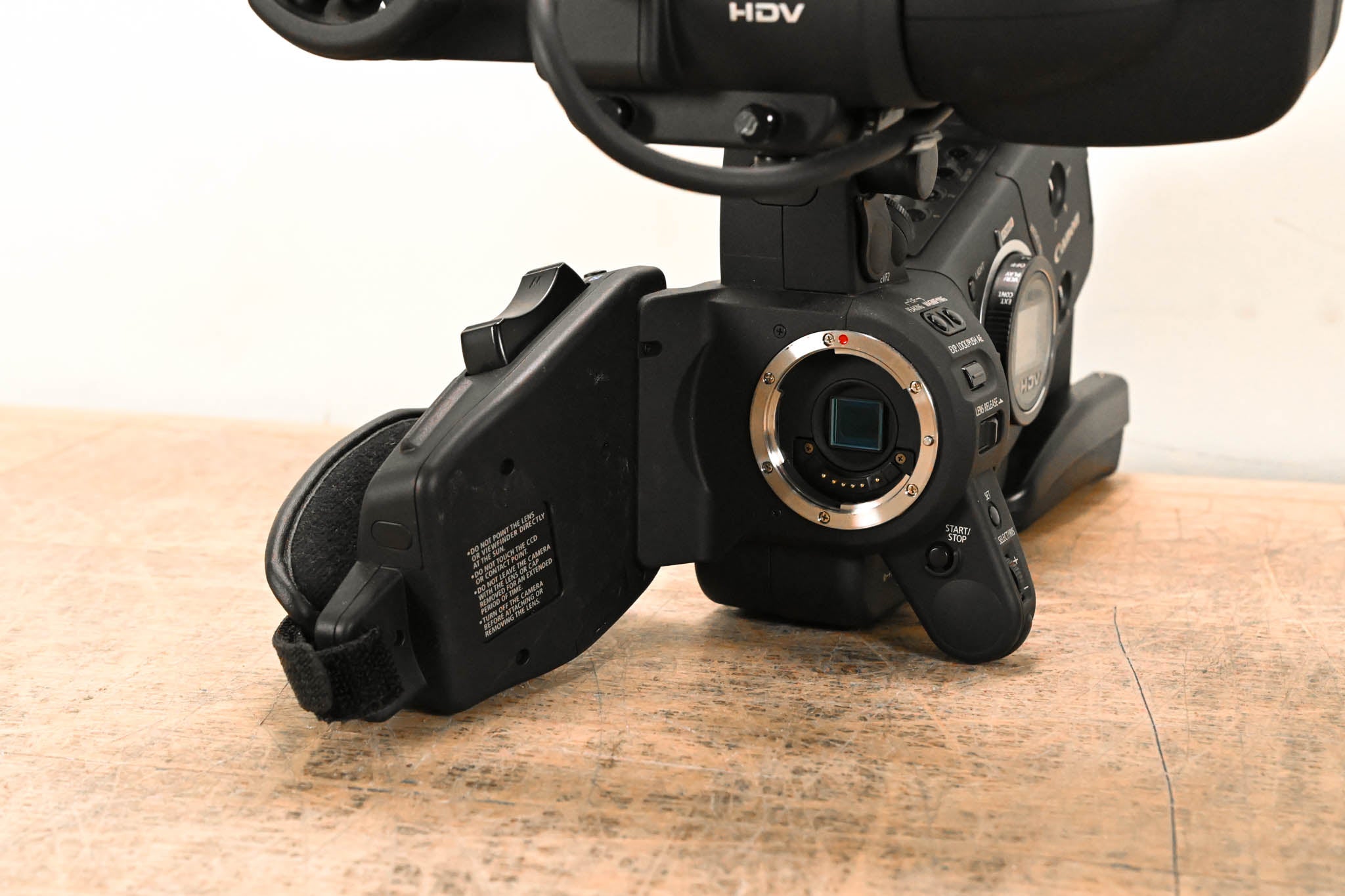 Canon XL H1s 3-CCD High Definition Camcorder