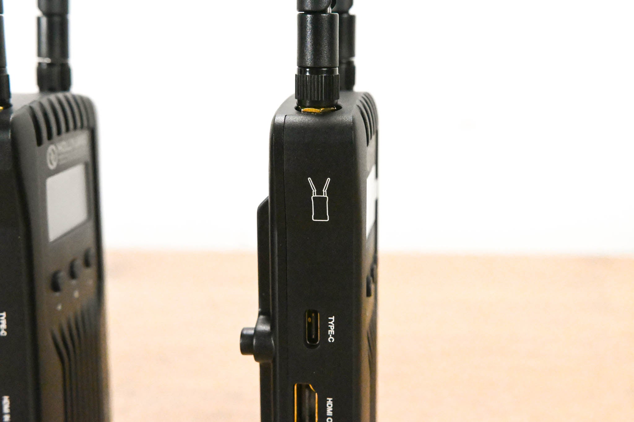 Hollyland Mars 400S Pro Wireless Video Transmission System (NO PSU)