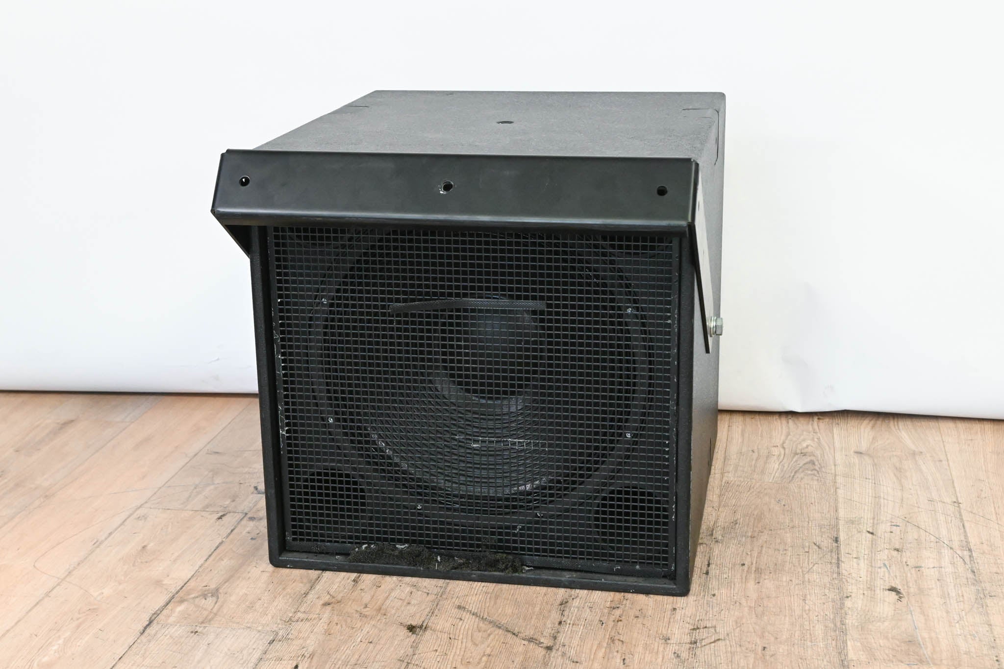 d&b audiotechnik Ci-SUB 18" Compact Bass-Reflex Passive Subwoofer