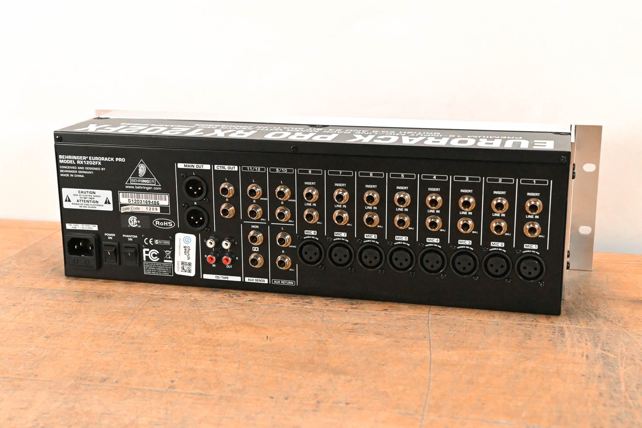 Behringer EURORACK PRO RX1202FX 12-Input Mic/Line Rack Mixer