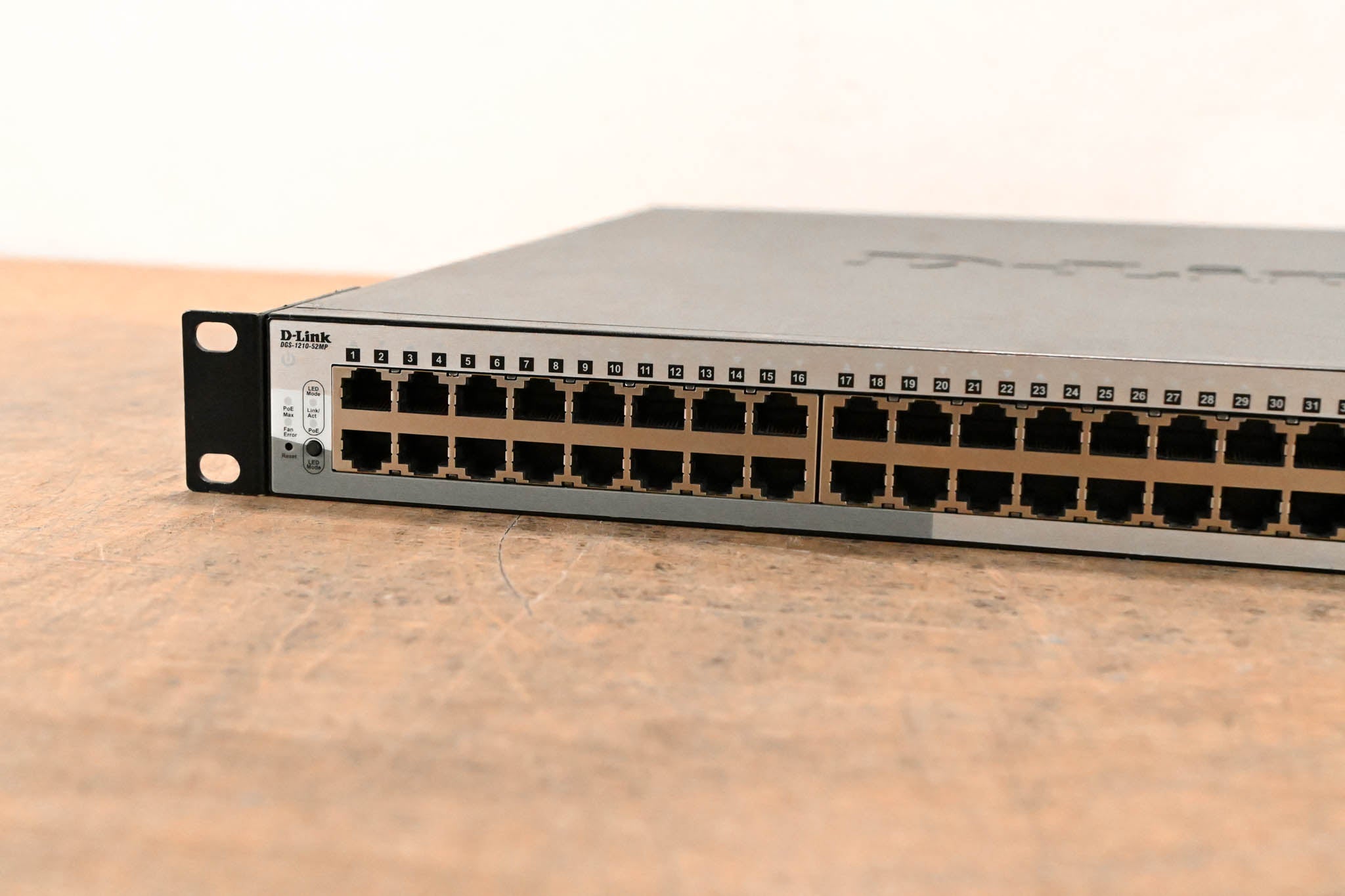 D-Link DGS-1210-52MP Gigabit Smart Managed PoE Switch