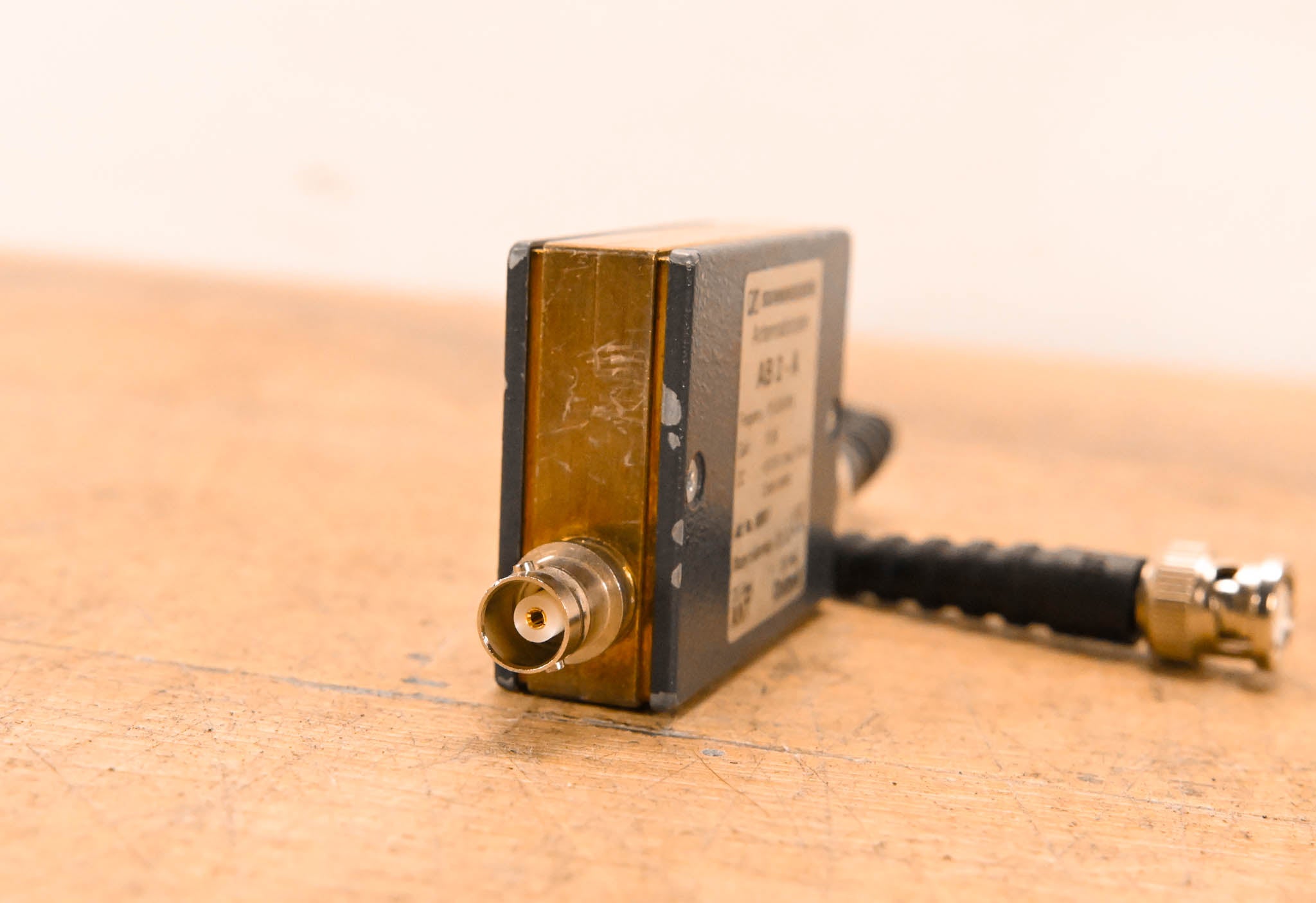 Sennheiser AB2-A Antenna Booster - A Range: 518-554 MHz